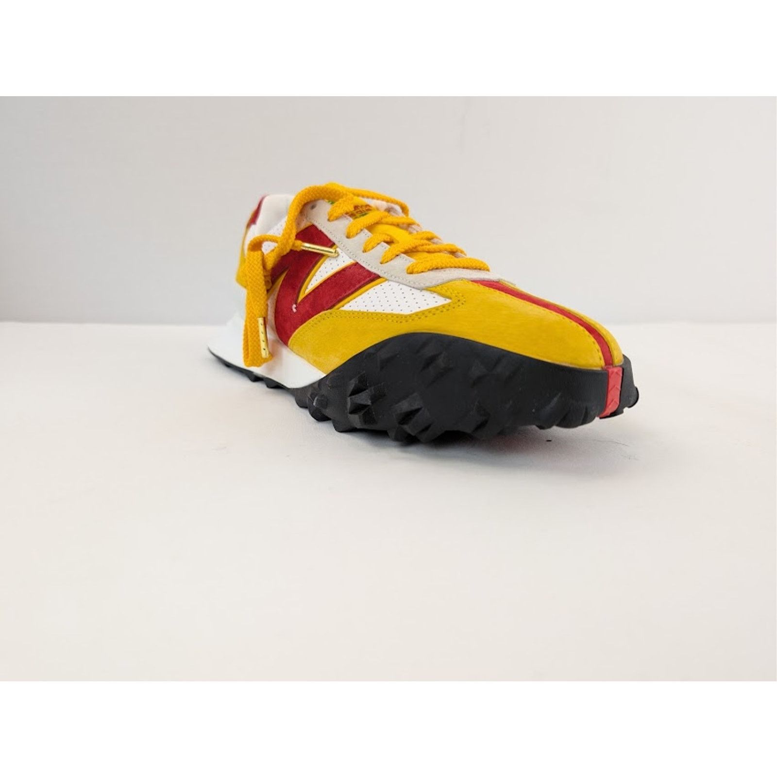 Casablanca × New Balance o1rshd1 XC-72 Sneakers in Yellow / Red Size US 9 / EU 42 - 2 Thumbnail