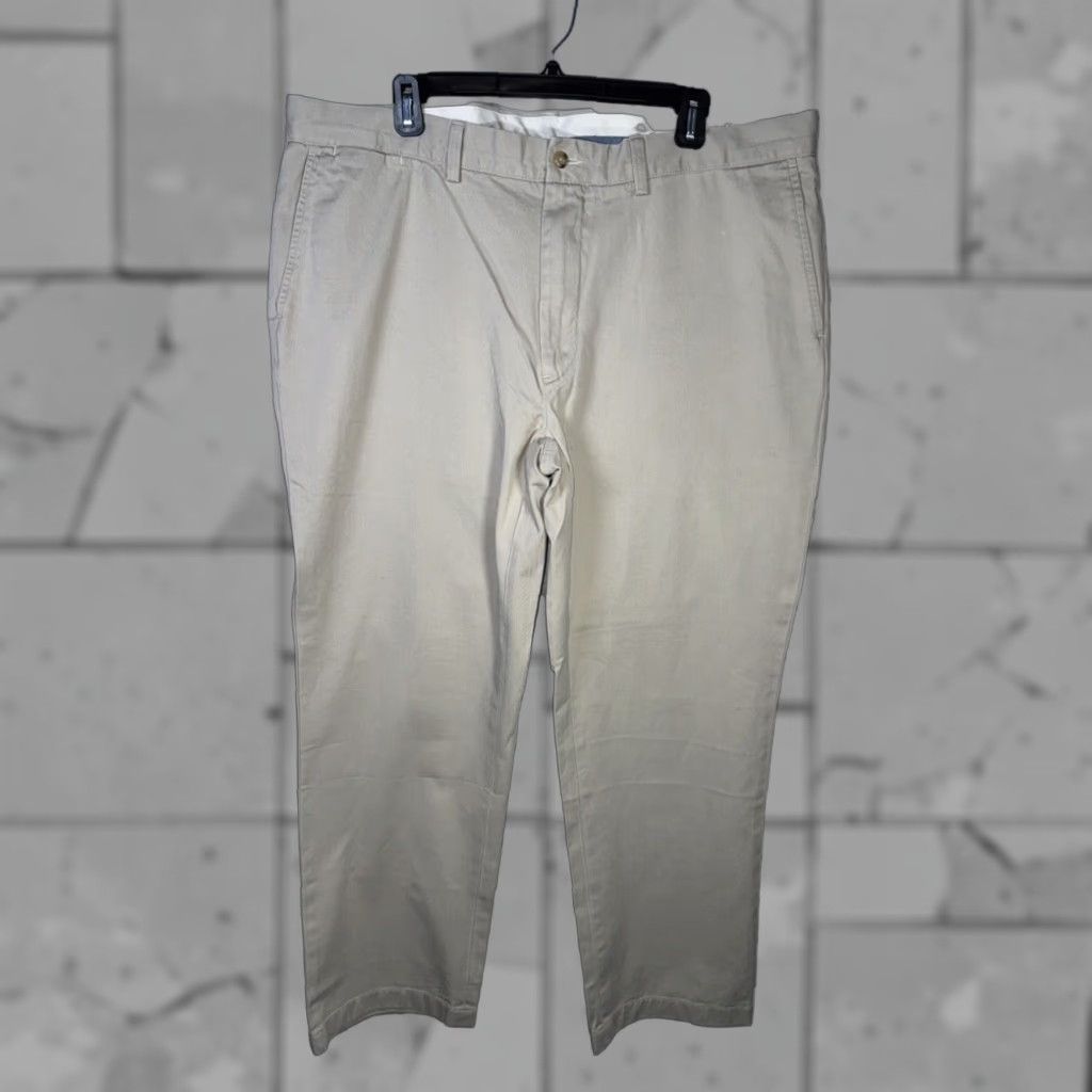Polo Ralph Lauren Polo Ralph Lauren Classic Fit Khaki Pants Men's 40 X 32 Beige Size US L / EU 52-54 / 3 - 1 Thumbnail