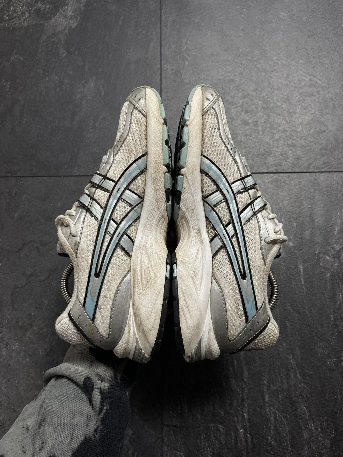 Asics Vintage asics rare low top hype sneakers Size US 6 / EU 39 - 12 Thumbnail