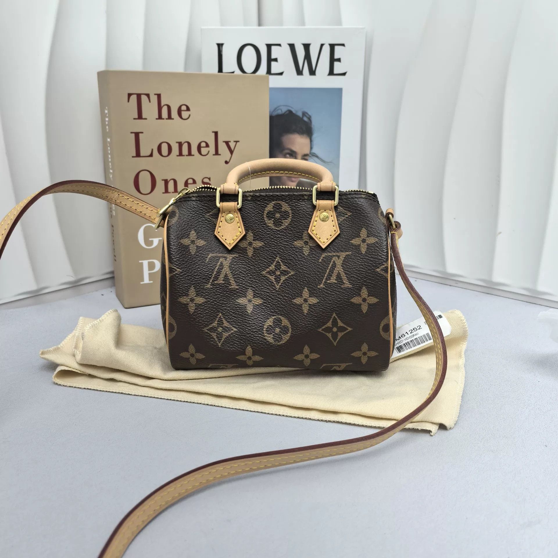 Louis Vuitton Pre-loved Bag Brand new condition Size ONE SIZE - 1 Preview