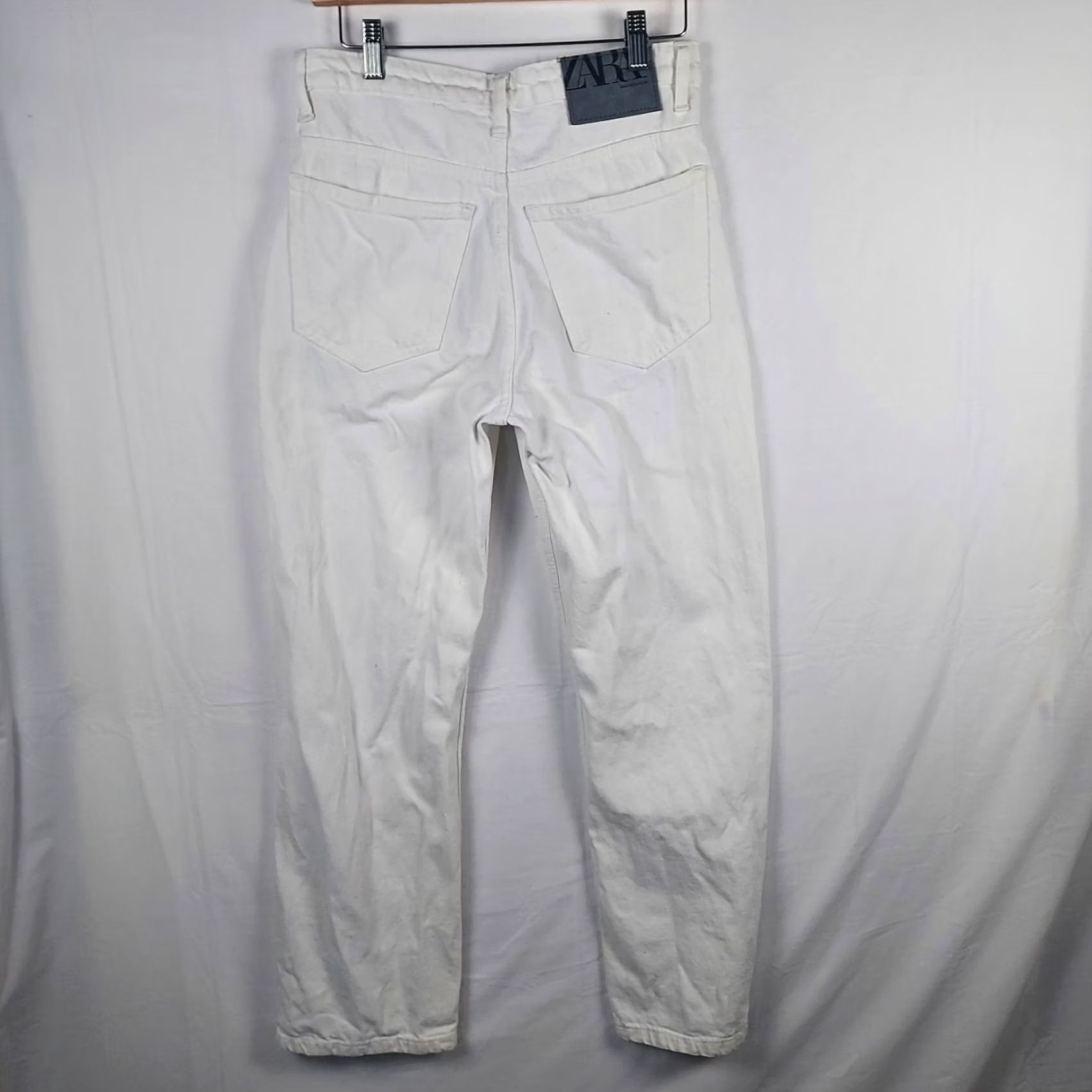 Zara Zara Man Men’s White Denim Jeans Size 30 Straight‑Leg Tapered Cotton Pants Shirt, Jeans? Size US 30 / EU 46 - 2 Thumbnail