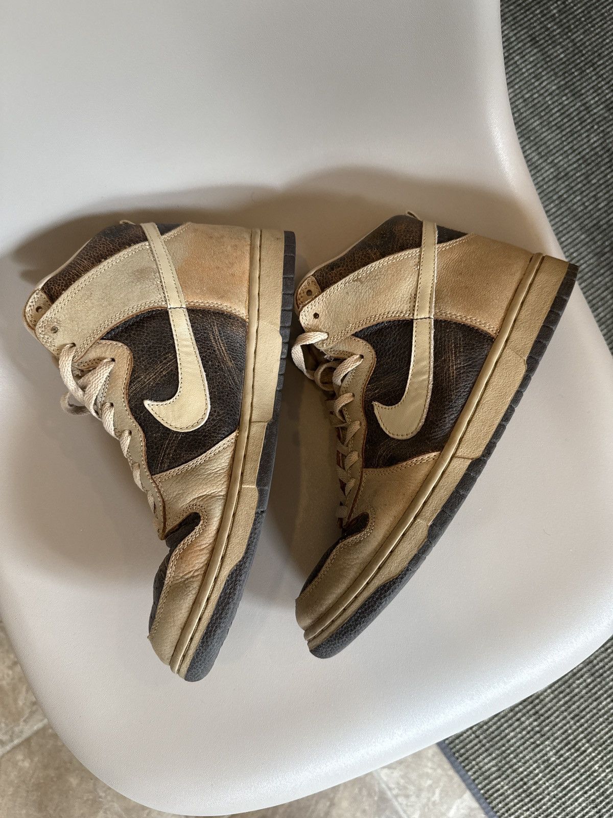 Jordan Brand Nike dunk high brown grunge pack 2003 Size US 9.5 / EU 42-43 - 6 Thumbnail