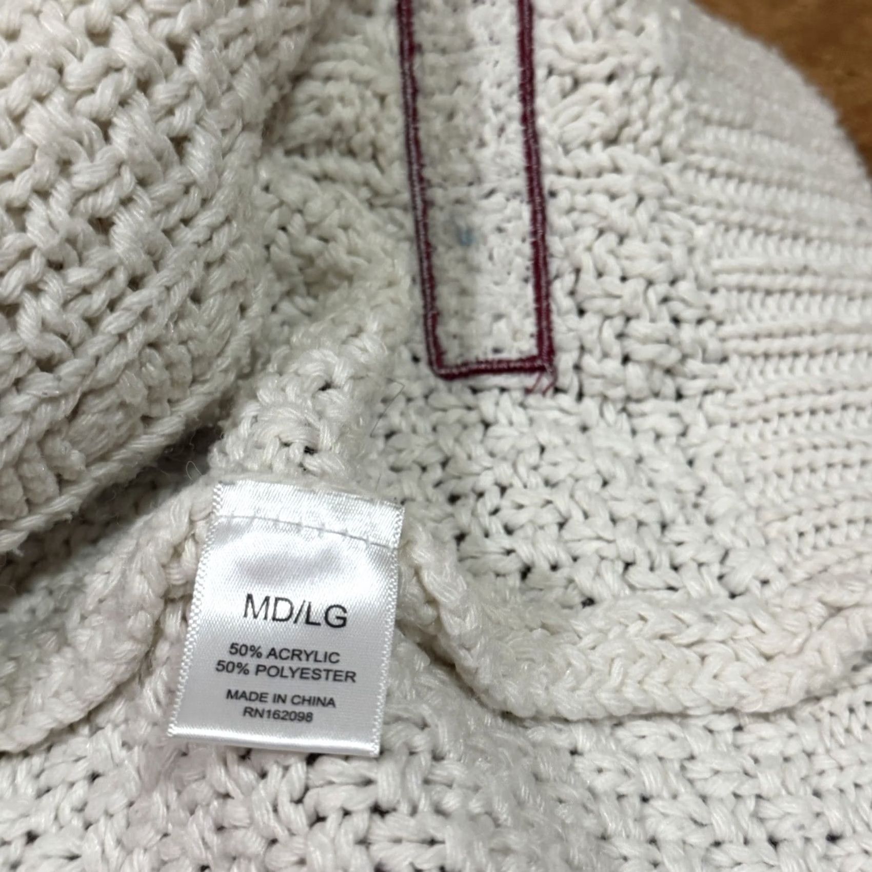 Vintage VINTAGE Taylor Swift Folklore Cardigan Holiday Beige Maroon LIMITED EDITION RARE M/L Sweater Women Cardigan Holiday Theme Mens Womens Girls Boys Size M / US 6-8 / IT 42-44 - 4 Thumbnail