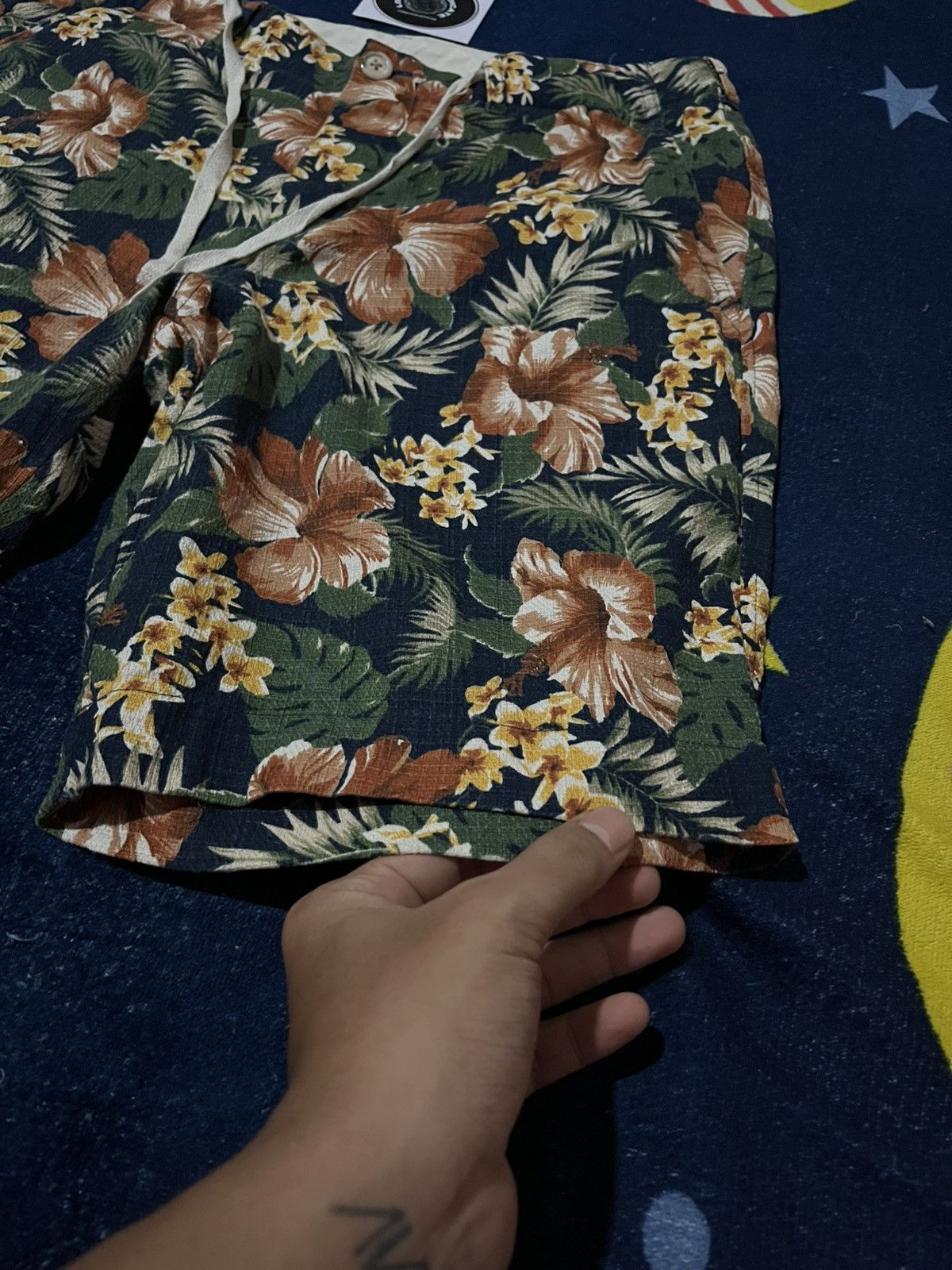 BEAUTY&YOUTH 🔥Beauty & Youth United Arrows Floral Design Short Pants Size US 32 / EU 48 - 8 Thumbnail