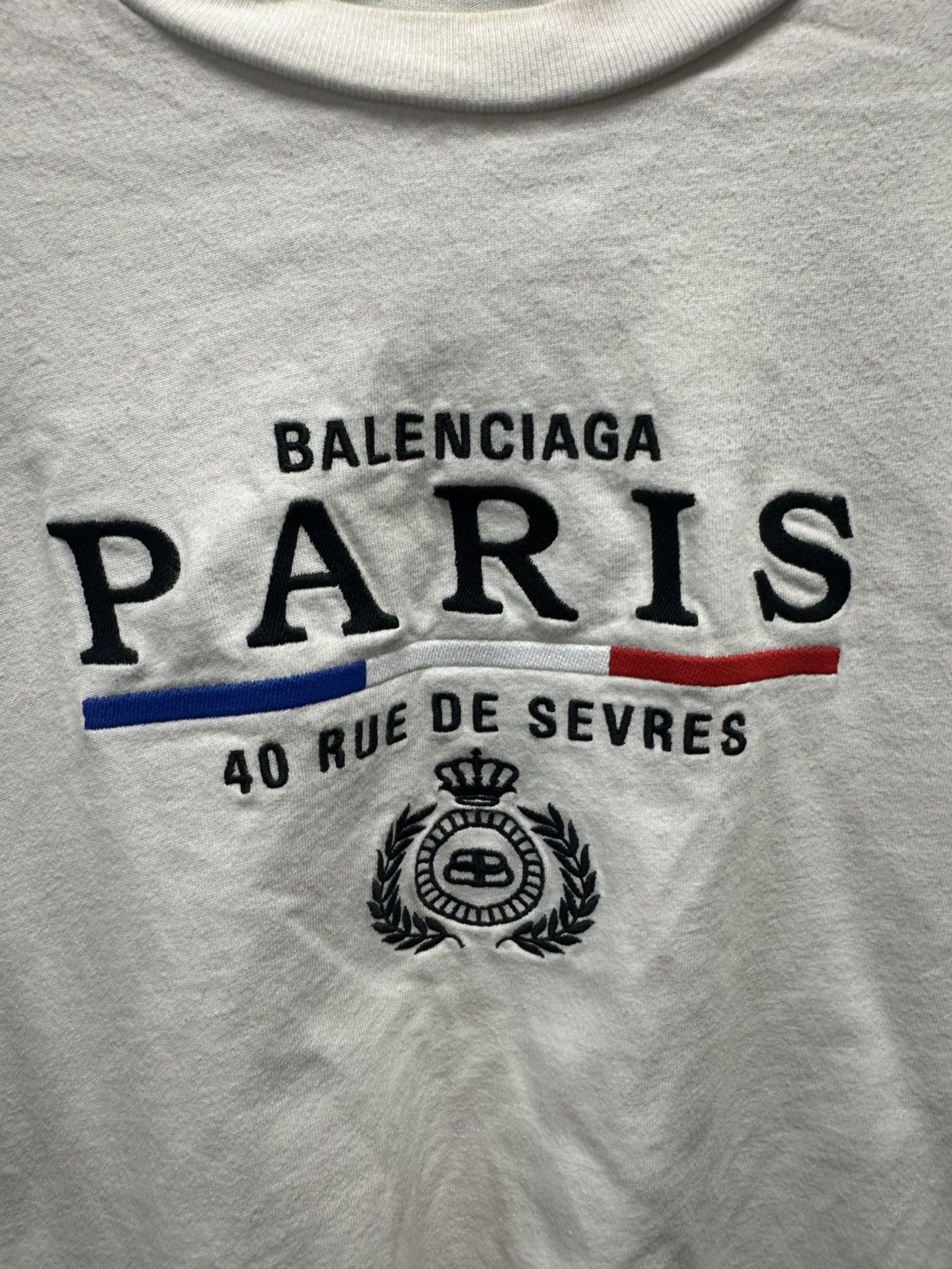 Balenciaga Balenciaga Paris Laurel Embroidered Logo Tee White Size US M / EU 48-50 / 2 - 2 Thumbnail