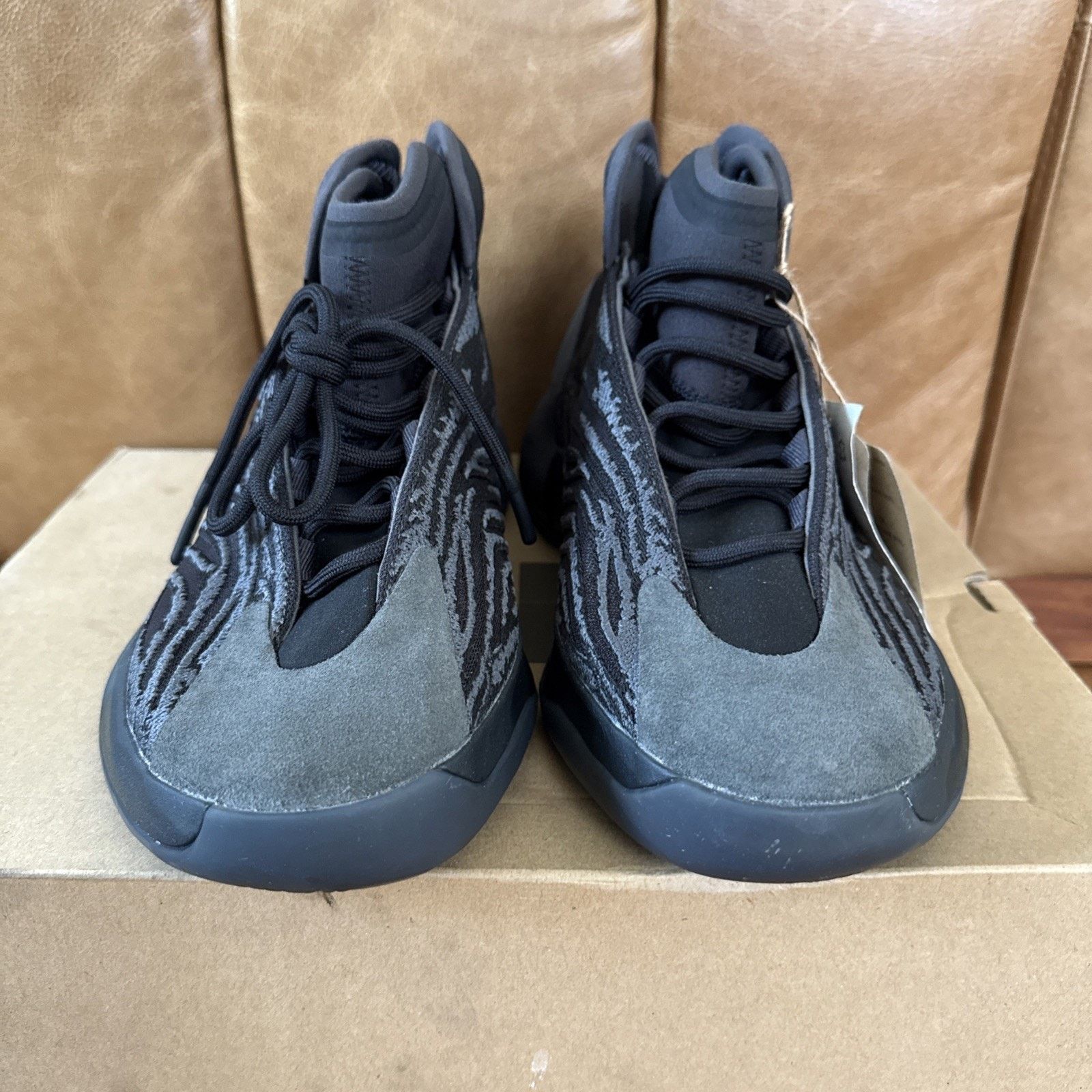 Adidas Size 10 - adidas Yeezy QNTM Onyx Basketball Shoe Size US 10 / EU 43 - 5 Thumbnail