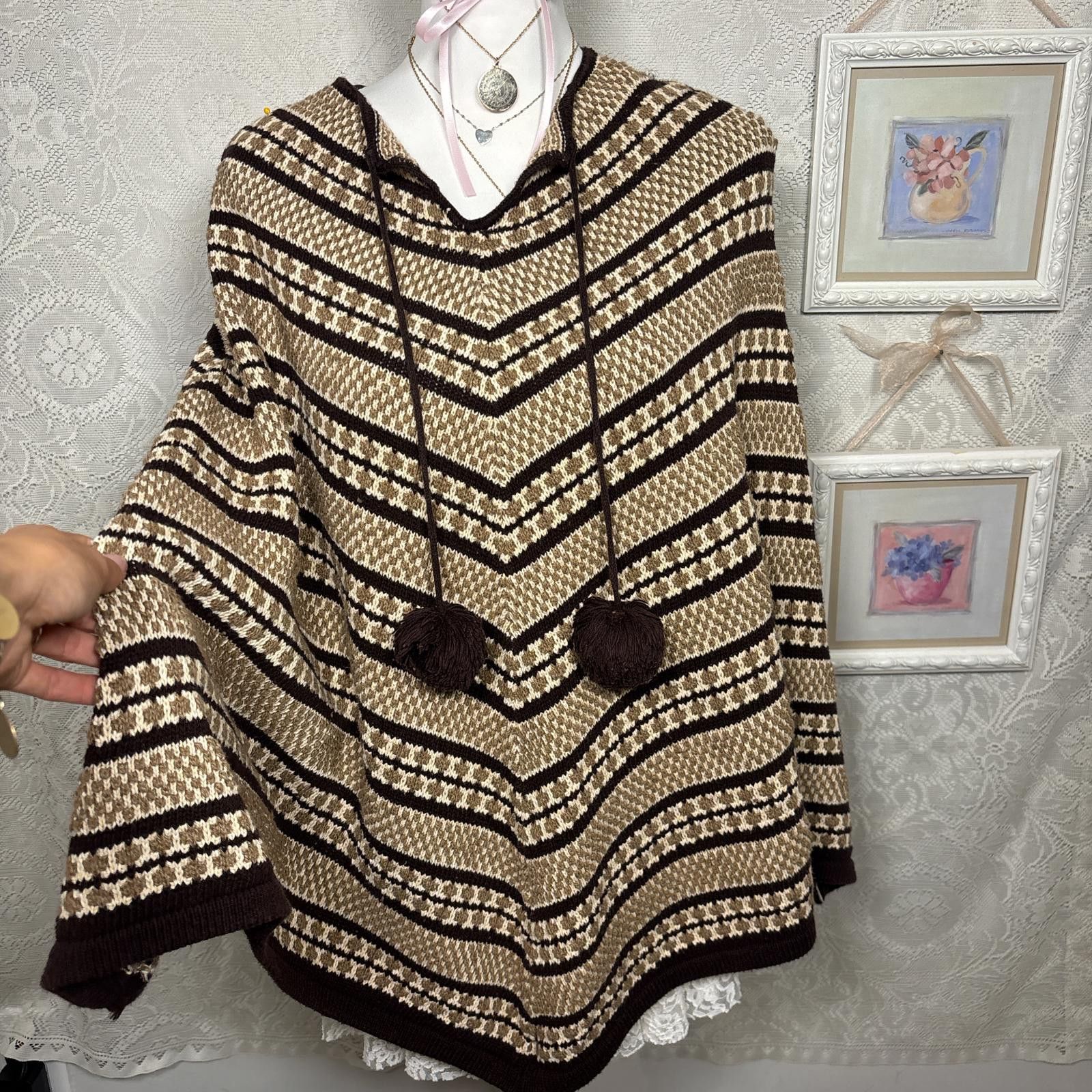 Other vintage y2k brown striped shaw with pom poms Size ONE SIZE - 1 Thumbnail