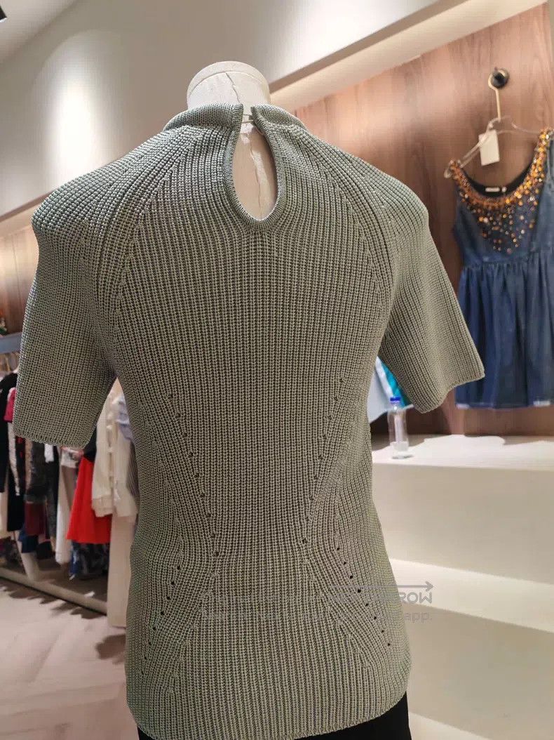 Fendi Fendi Short-sleeved knitted top Size XS / US 0-2 / IT 36-38 - 2 Thumbnail