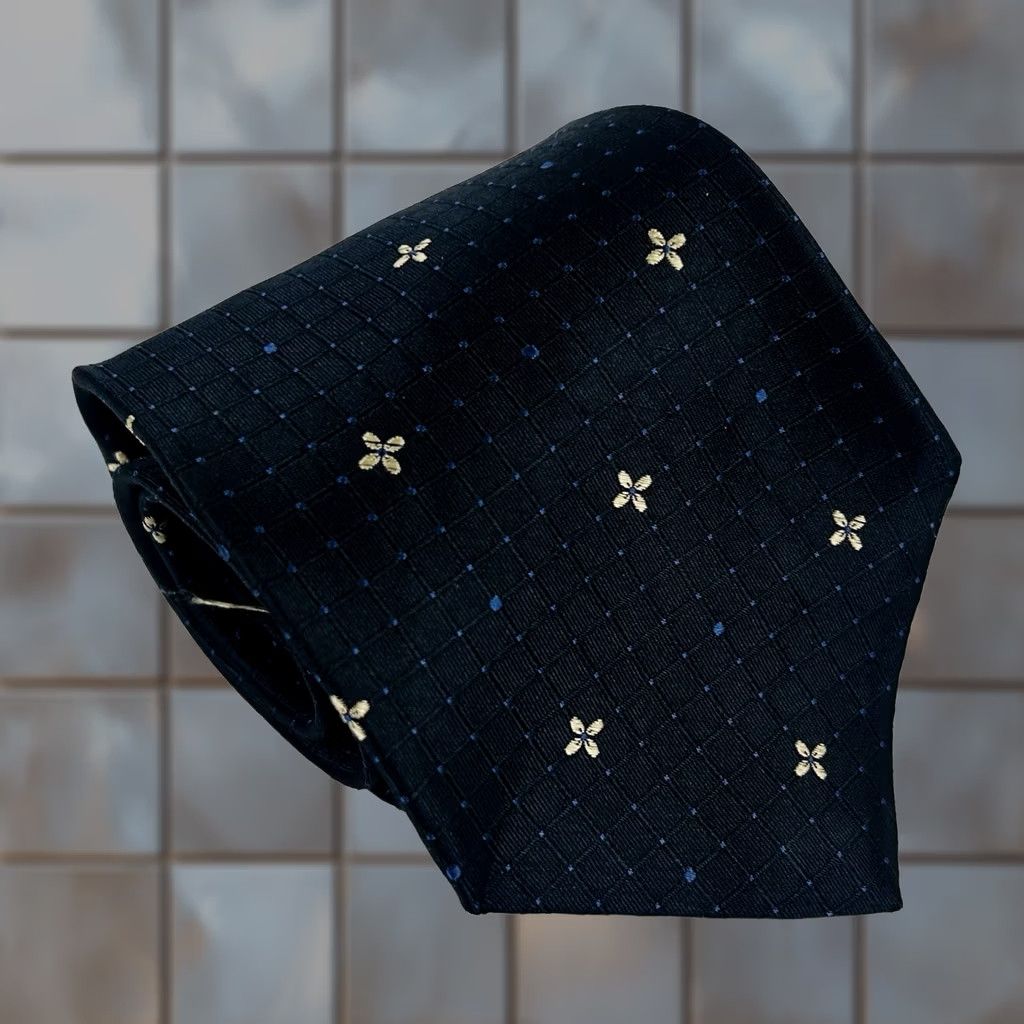 Tommy Hilfiger Tommy Hilfiger Tie 100% Silk Floral Geometric Black Gray 58 x 3 3/4 Mens is Multicolor Designer Necktie Size ONE SIZE - 1 Thumbnail