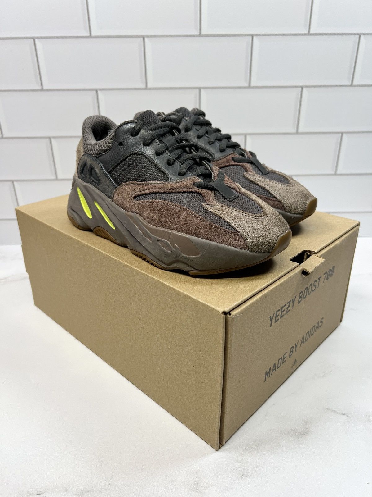 Adidas Yeezy Boost 700s 700 Mauve Brown