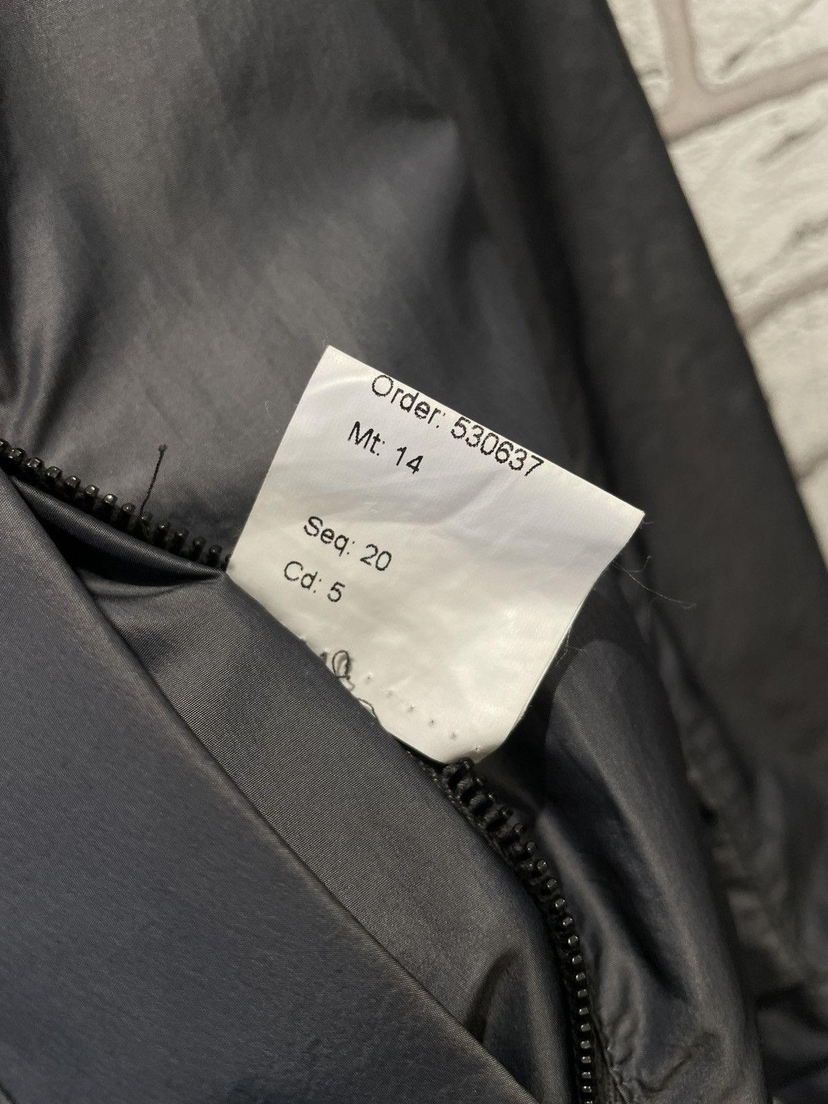Burberry × Vintage Burberry London metal grey nylon bomber jacket Size US M / EU 48-50 / 2 - 8 Thumbnail