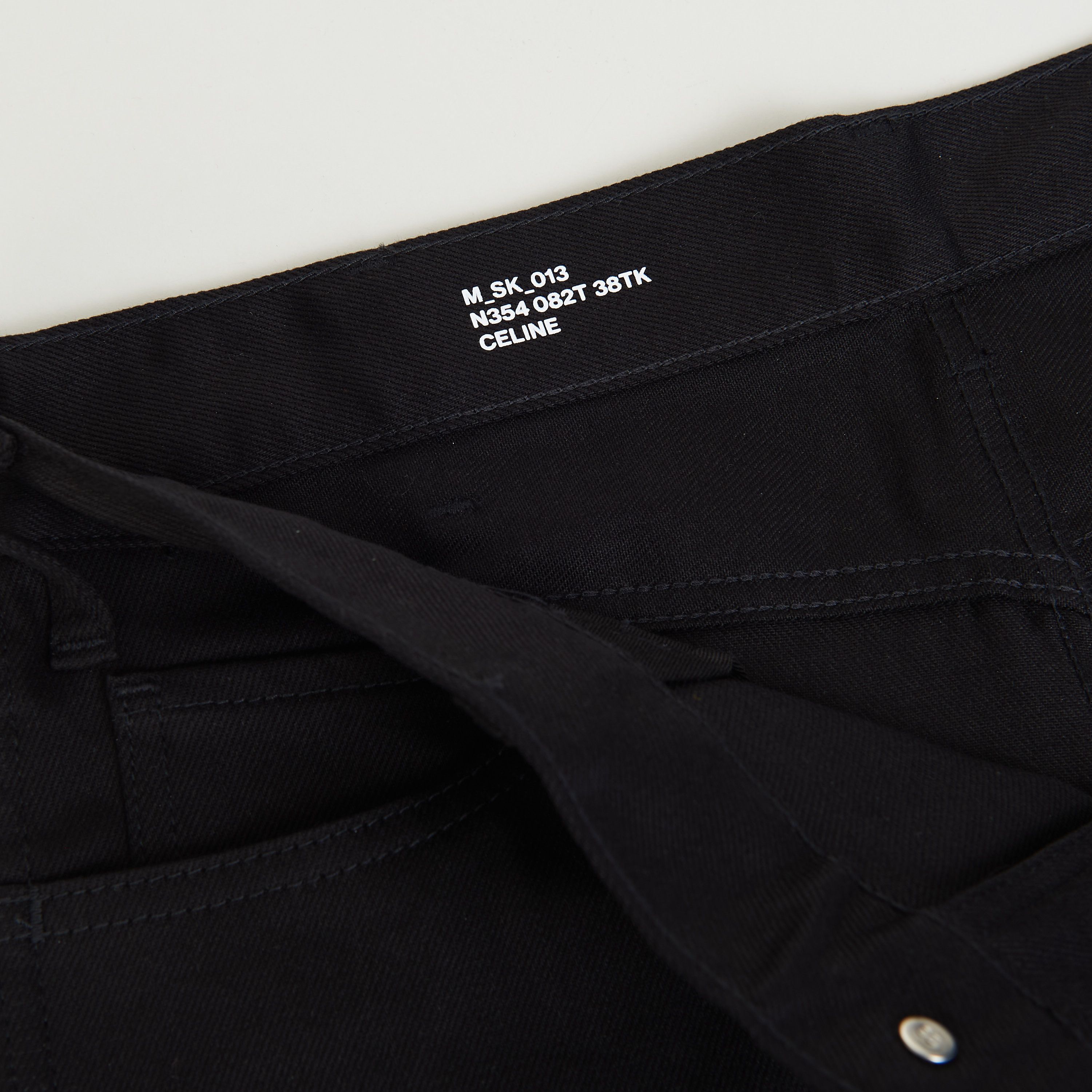 Celine Skinny Jeans - Vintage Pure Black Wash Denim, Low-Rise Size US 30 / EU 46 - 9 Thumbnail