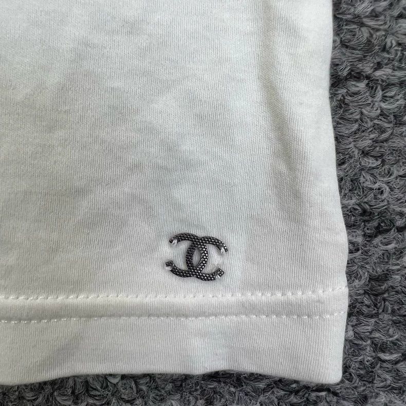 Chanel Chanel White neckline silver silk-trimmed vest Size XS / US 0-2 / IT 36-38 - 4 Thumbnail