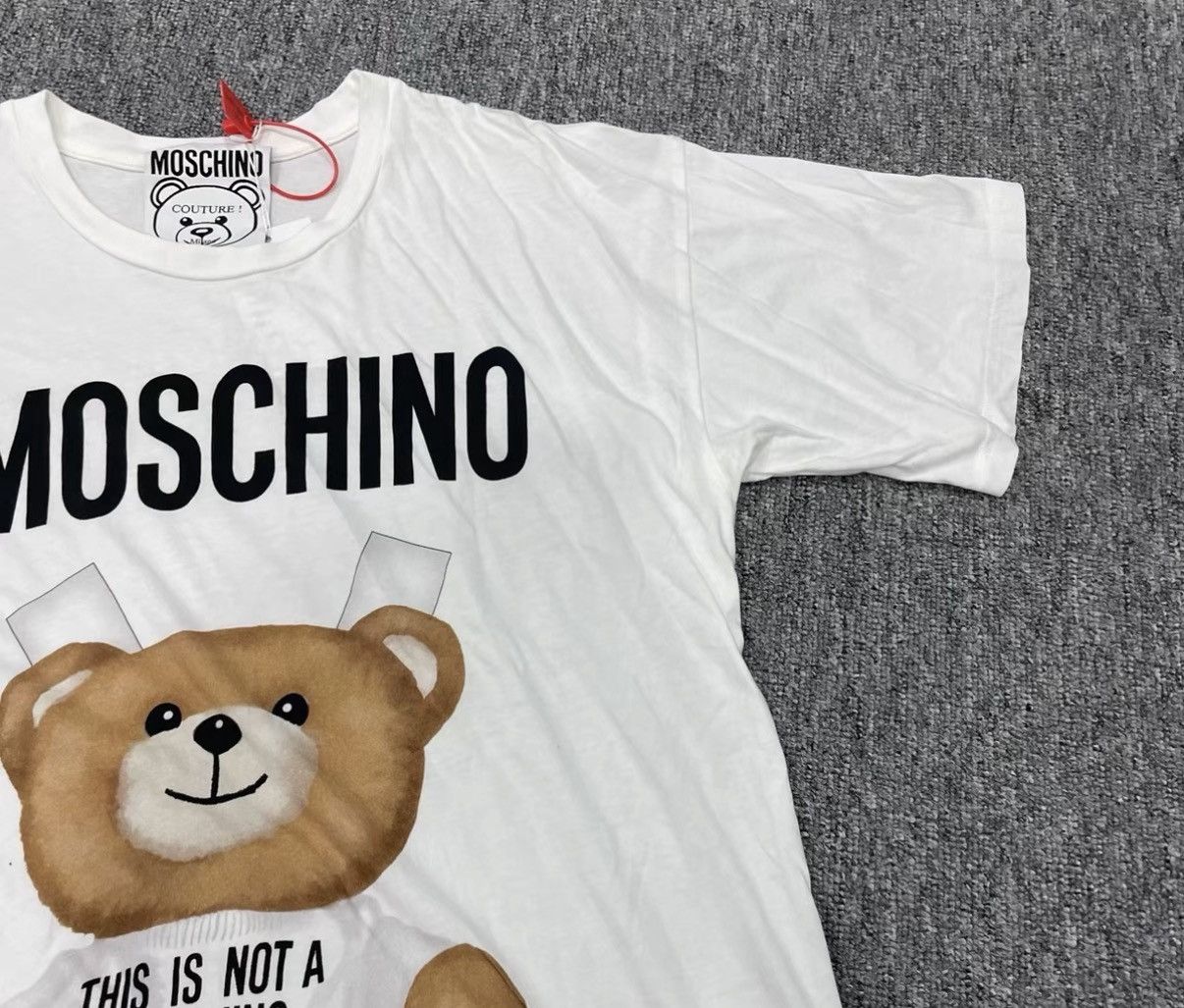 Moschino Moschino Teddy Bear Print T-shirt J16 Size US M / EU 48-50 / 2 - 2 Thumbnail