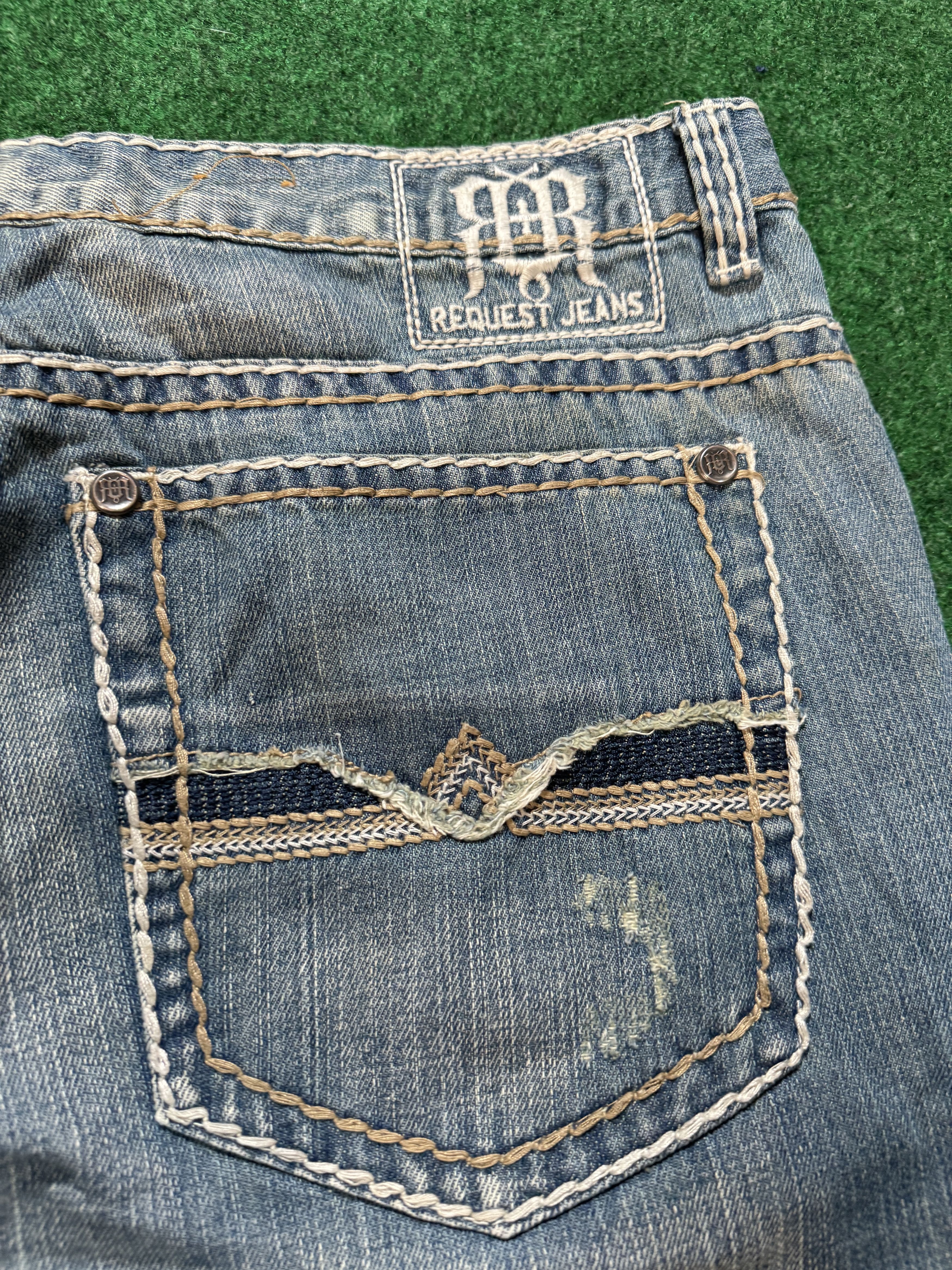 Request Jeans Vintage Y2K Request Denim Shorts Distressed Cut Off Jorts Size US 34 / EU 50 - 3 Thumbnail