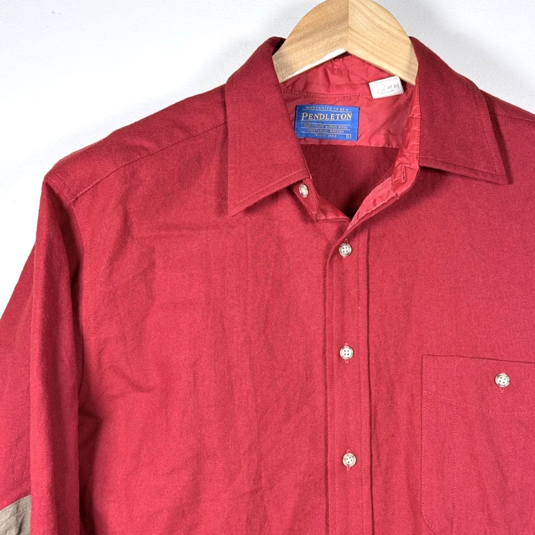 Pendleton VTG Pendleton Button-Up Shirt Red Wool Men's Large Size US L / EU 52-54 / 3 - 2 Thumbnail