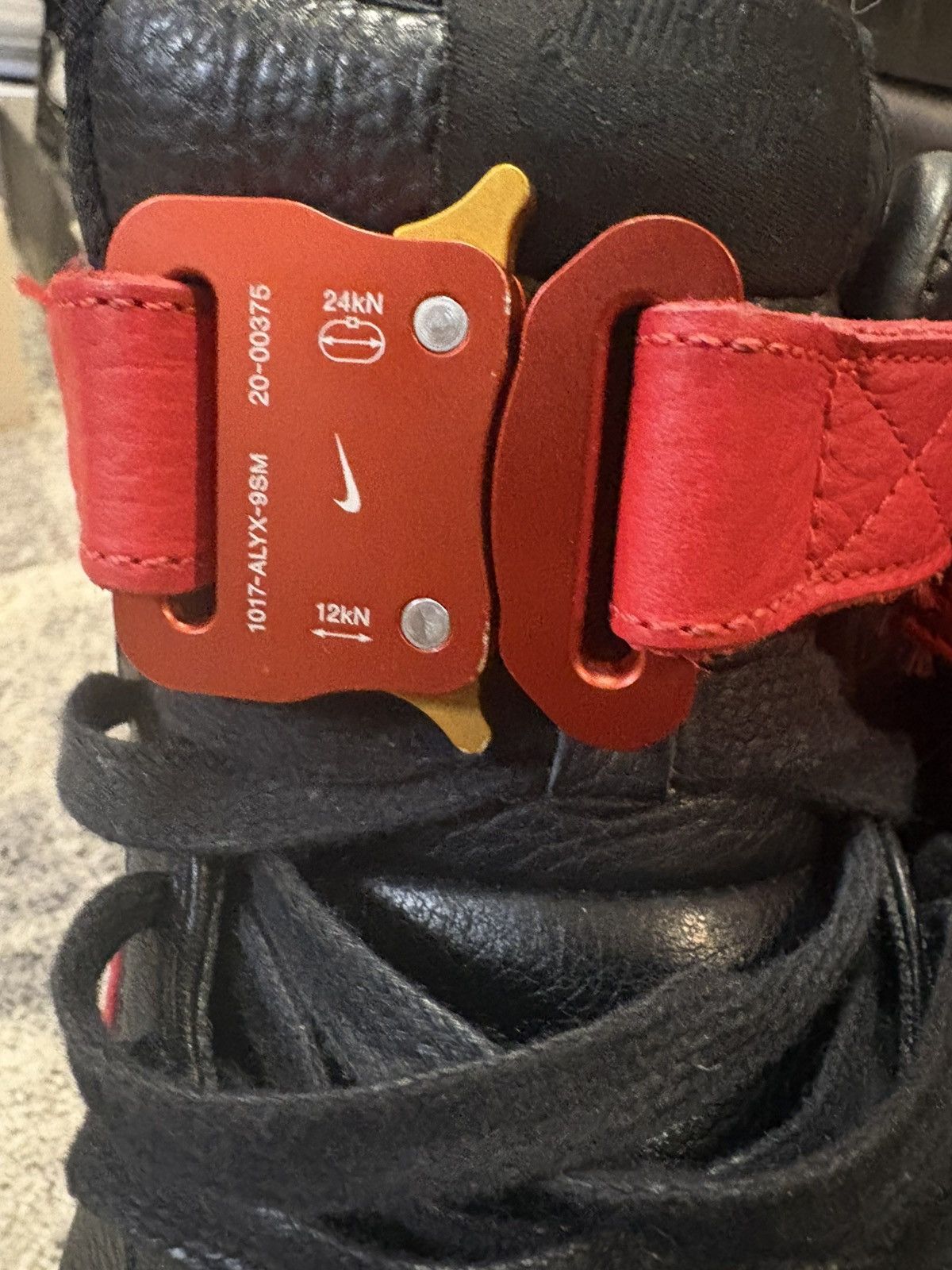 1017 ALYX 9SM × Nike 1017 alyx 9sm Size US 9 / EU 42 - 3 Thumbnail
