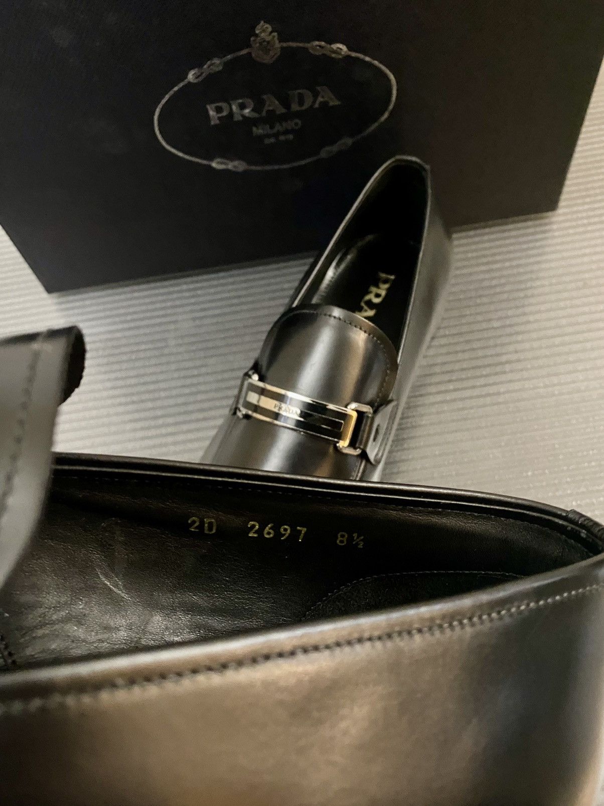 Prada Prada 🇮🇹 Nero smart calf metal logo plate vamp loafer 9.5 NEW Size US 9.5 / EU 42-43 - 6 Thumbnail