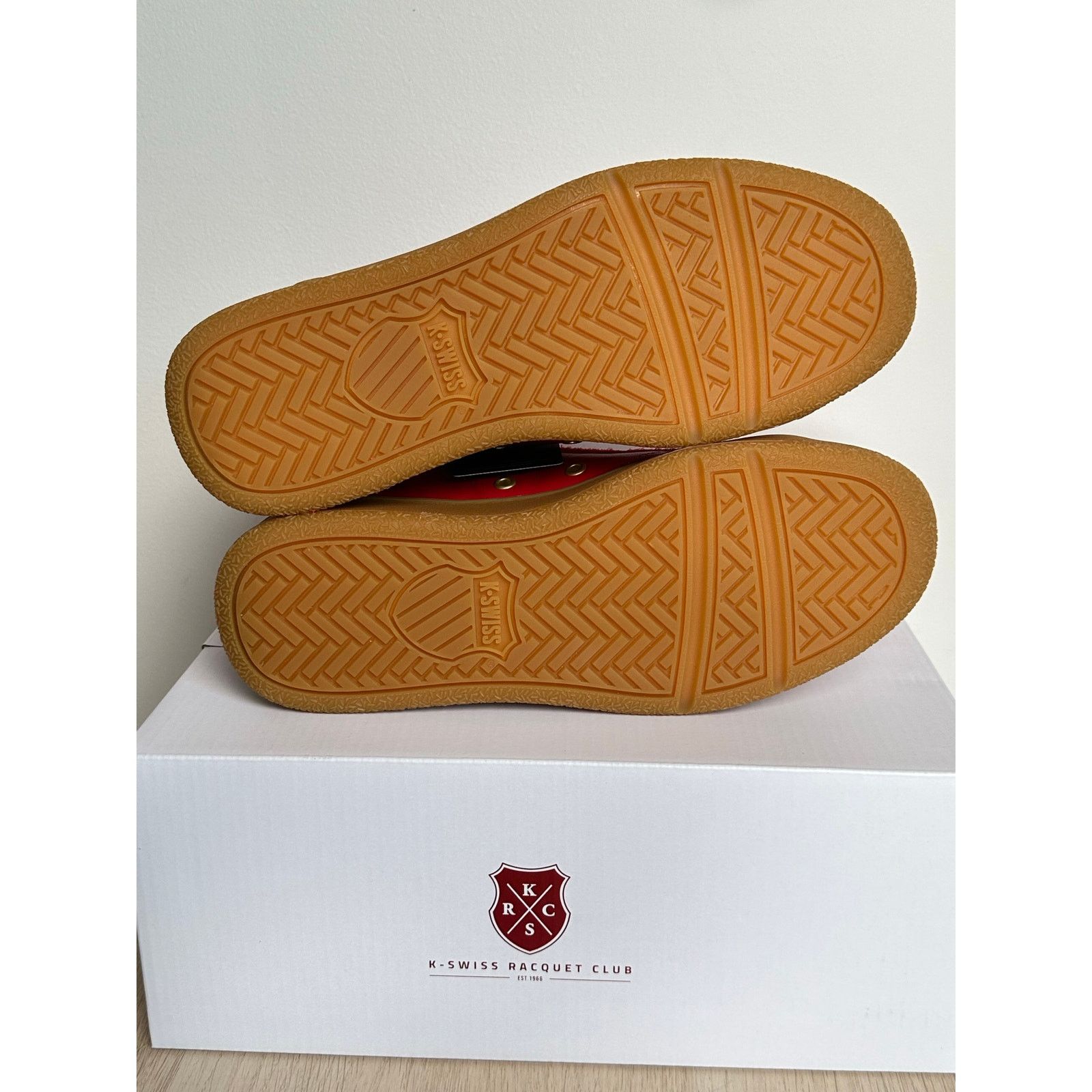 K-Swiss K-Swiss x Anwar Carrots Slamm Klub Red Sneaker - Size 7.5M Size US 7.5 / EU 40-41 - 7 Thumbnail