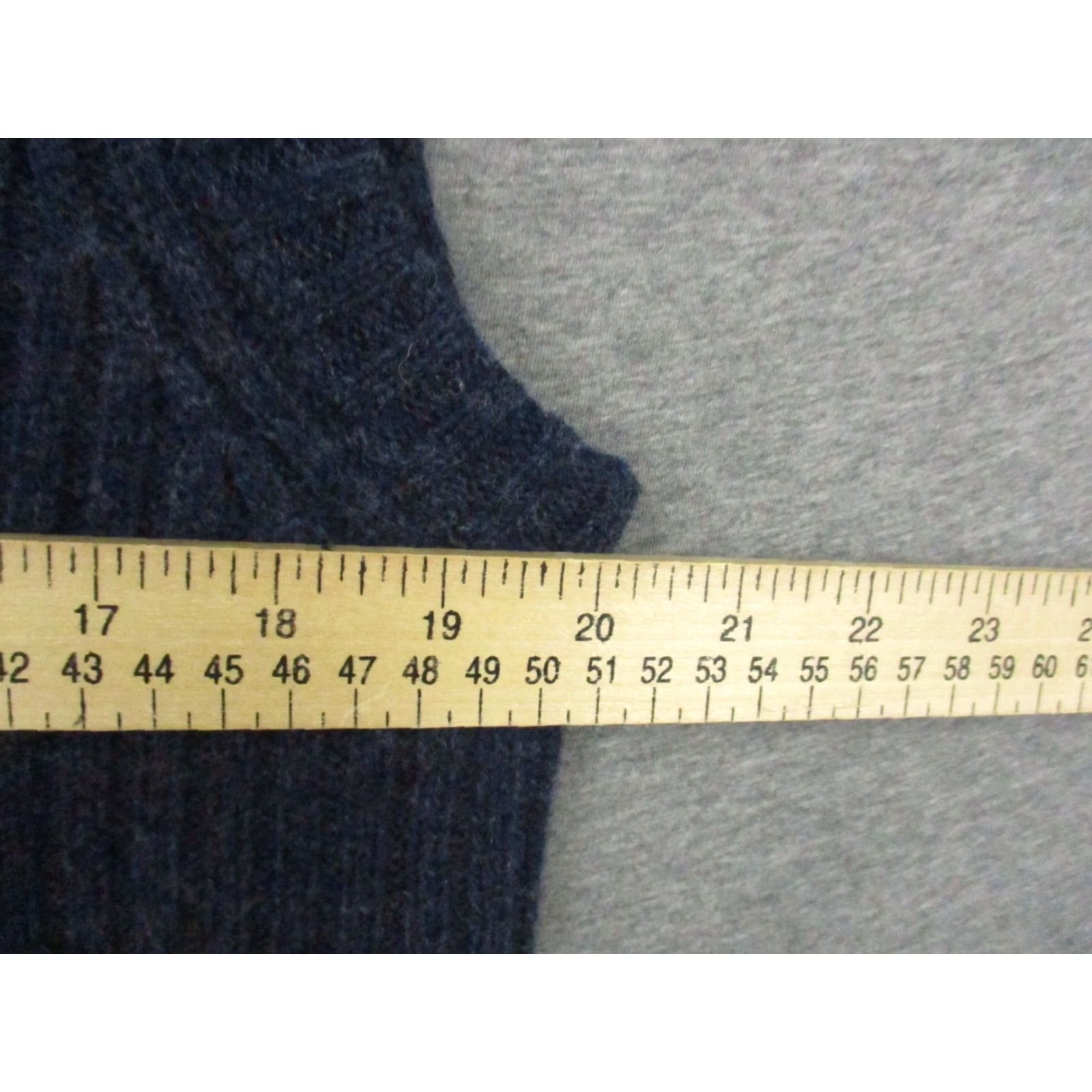 Vintage LL Bean Sweater Vest Mens Large Navy Lambswool Cable Knit Pullover Size US L / EU 52-54 / 3 - 6 Thumbnail