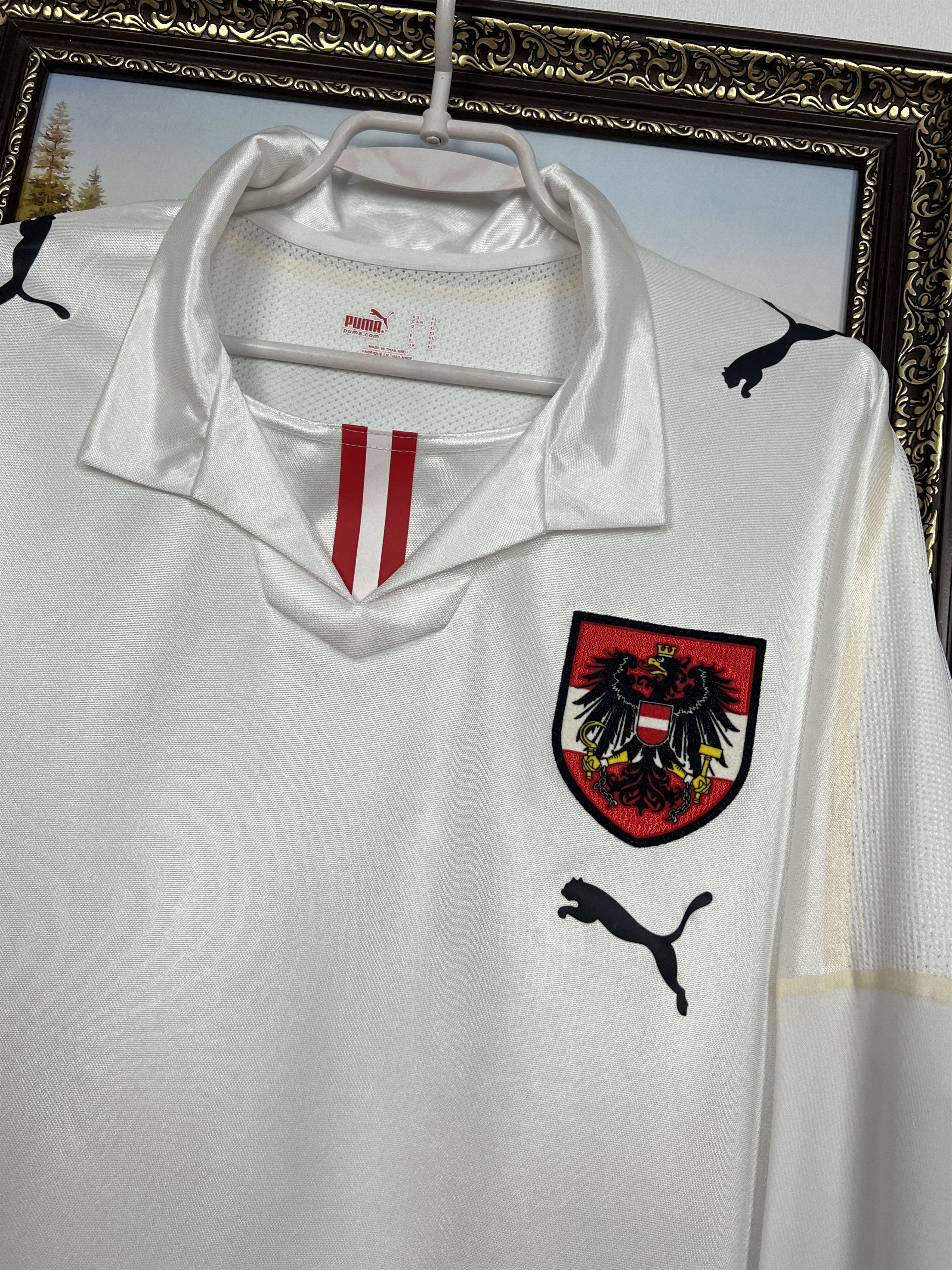 Puma Austria football shirt Player #8 Alaba Long Sleeve Jersey Size US XL / EU 56 / 4 - 4 Thumbnail