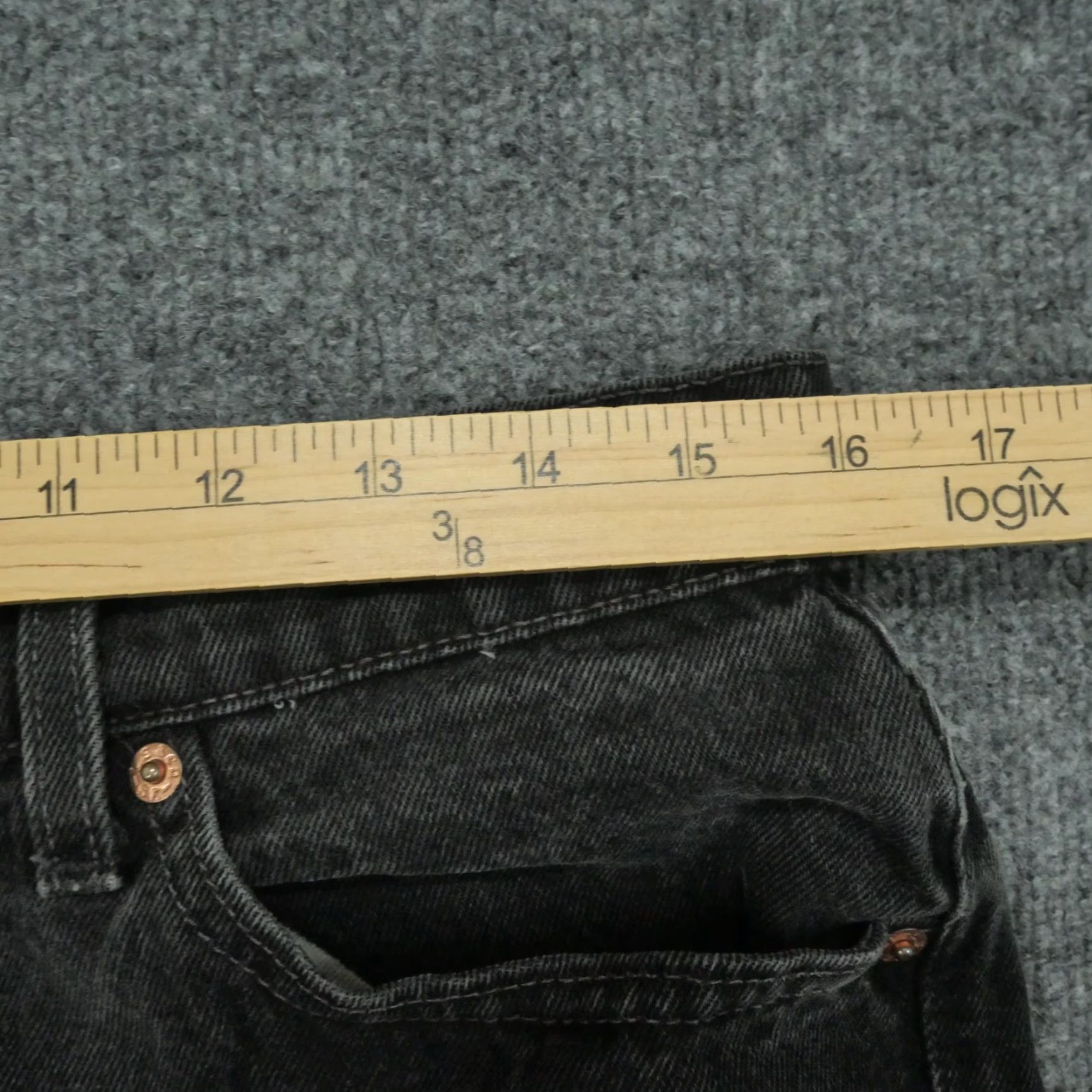 Levi's VINTAGE Levi's 512 Jeans Womens 14 31x24 Black Faded Cropped Tapered 90s Distressed Jeans Mens? Womens, 90s, 14, Black, Denim, Casual Size 24" / US 00 / IT 34 - 6 Thumbnail