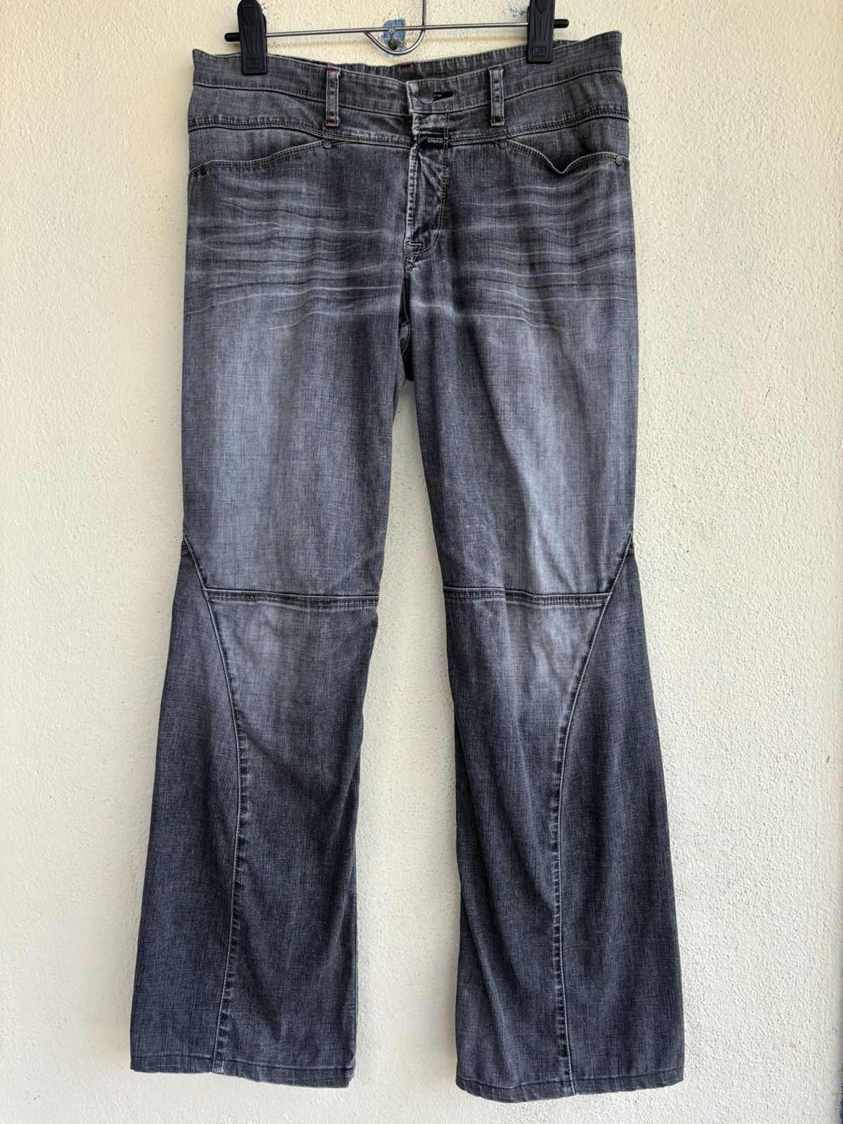 Marithe + Francois Girbaud Marithe Francois Girbaud Boot Cut Jean Size US 32 / EU 48 - 3 Thumbnail