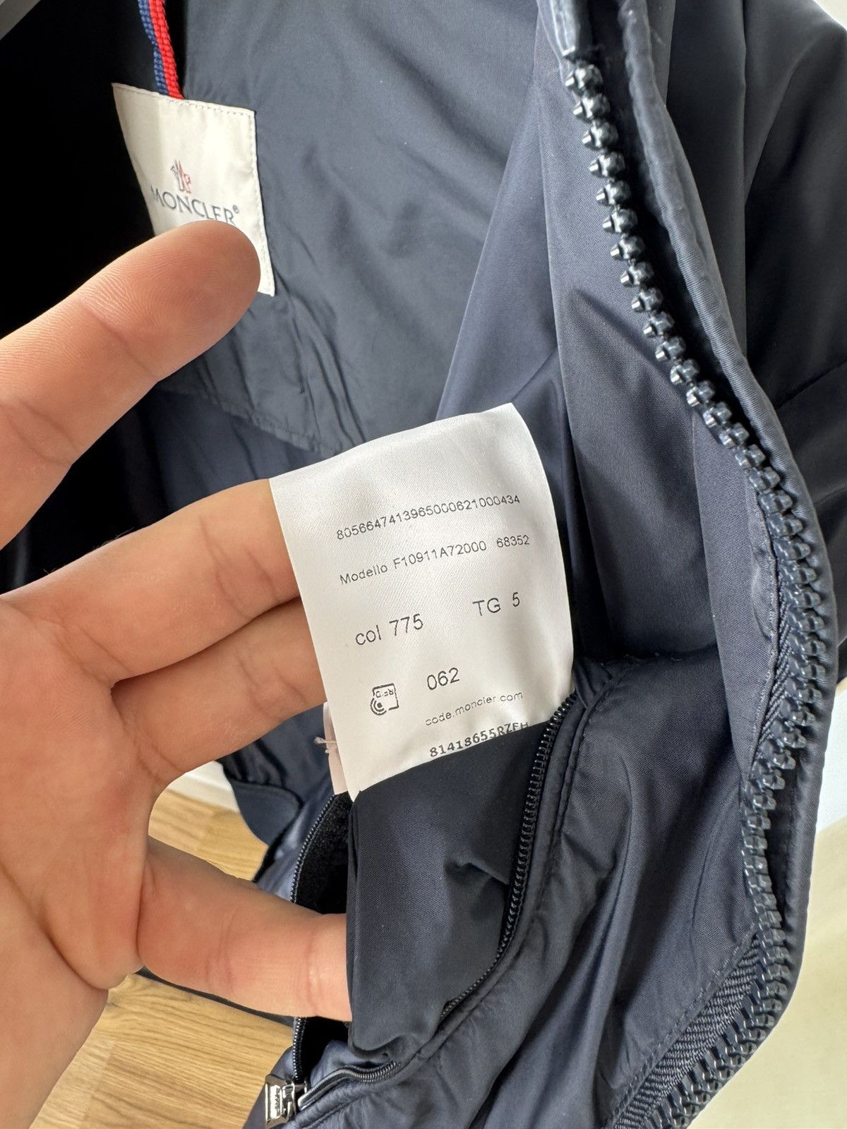 Moncler RARE - Light Moncler Reppe Rain Jacket 2024's, RRP $980 / L Size US L / EU 52-54 / 3 - 19 Thumbnail