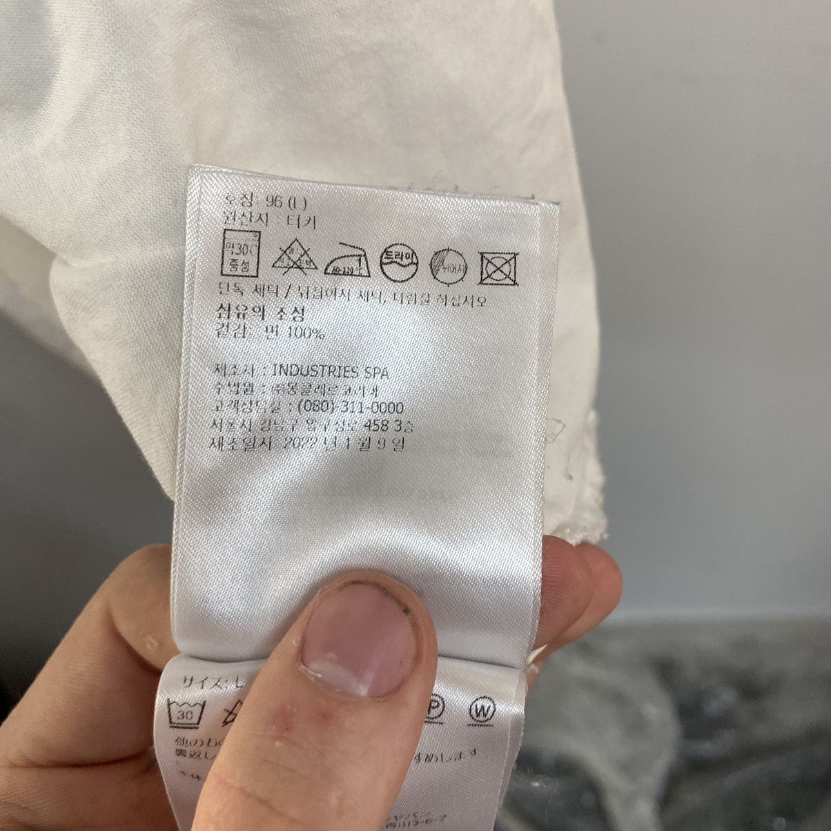 Moncler White moncler shirt Size US L / EU 52-54 / 3 - 11 Thumbnail
