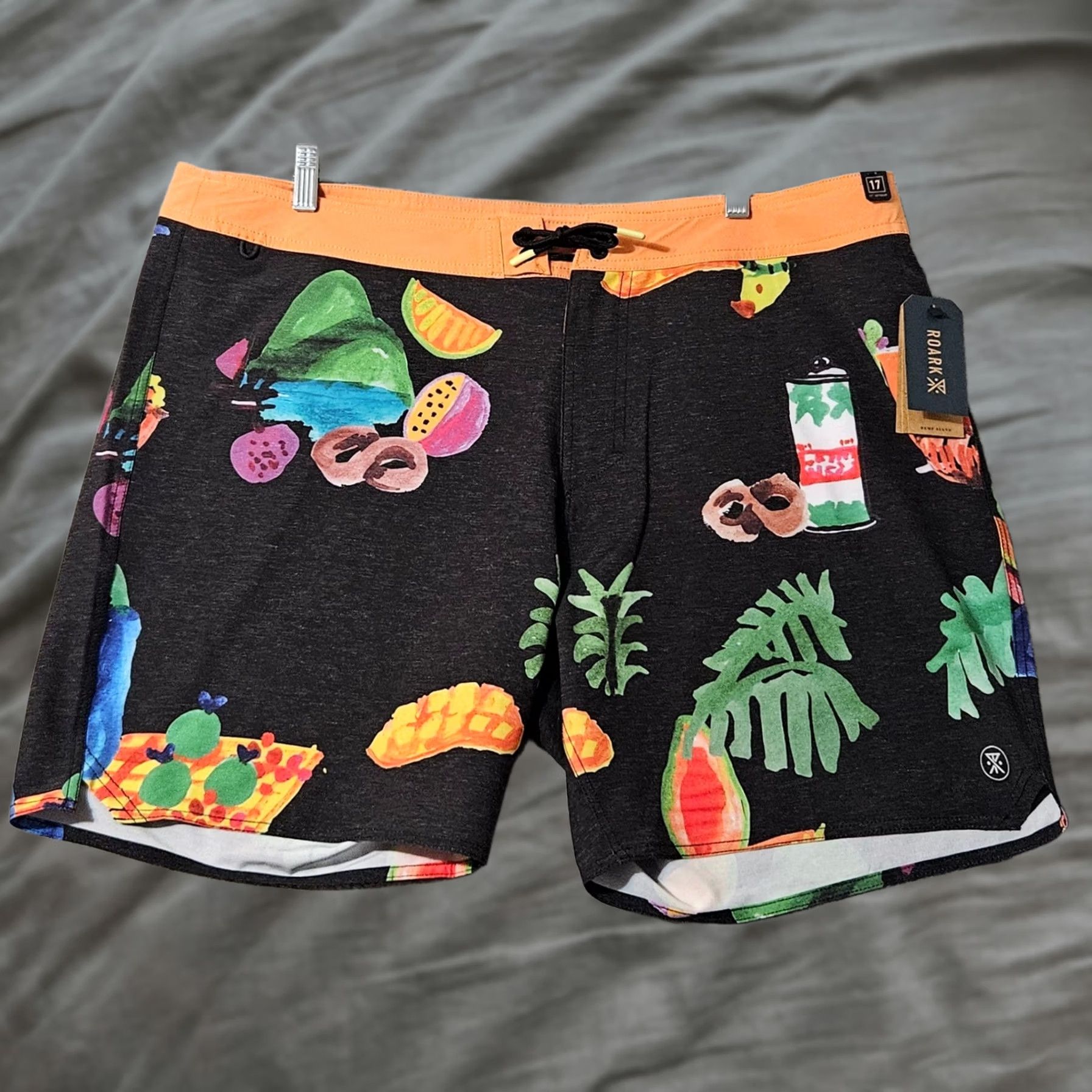 Roark Roark Board Shorts Bottom Men Size 40 NWT Tahiti Treat Black 7 Inseam 42 Waist 40 NWT Size US 40 / EU 56 - 1 Thumbnail