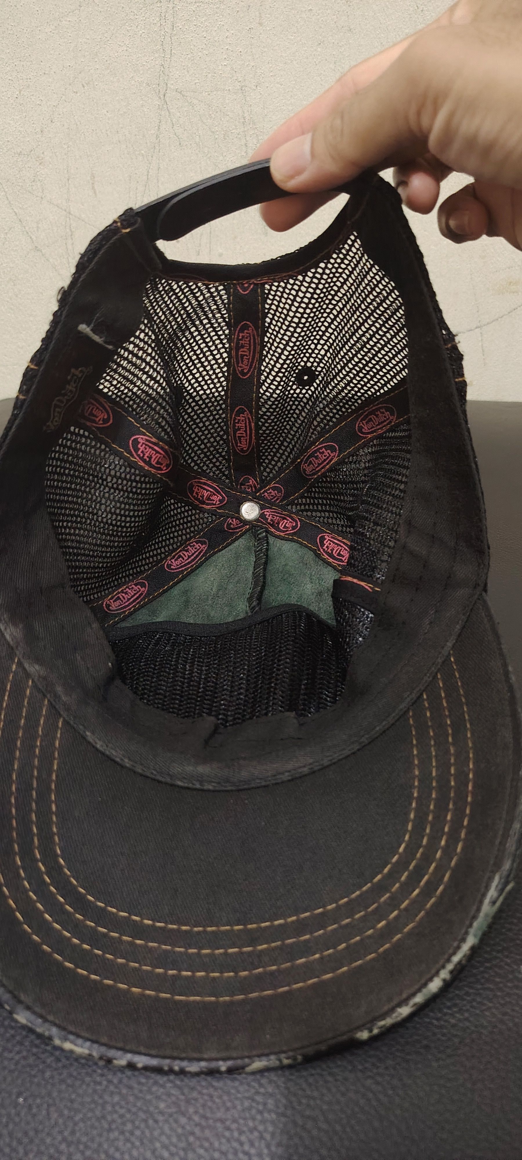 Designer × Japanese Brand × Von Dutch 💥Distressed💥Thrashed💥 Black Von Dutch Trucker Hat Size ONE SIZE - 14 Thumbnail