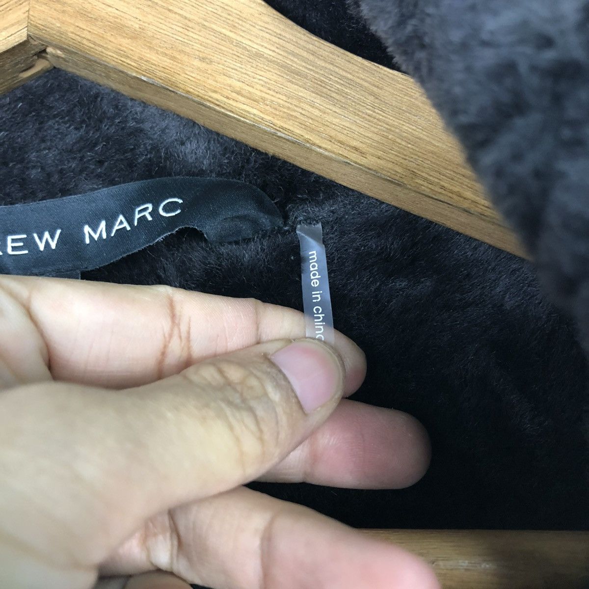 Andrew Marc 🔥VINTAGE LEATHER JACKET ANDREW MARC LAMB FUR BLANKET Size US XXL / EU 58 / 5 - 20 Thumbnail