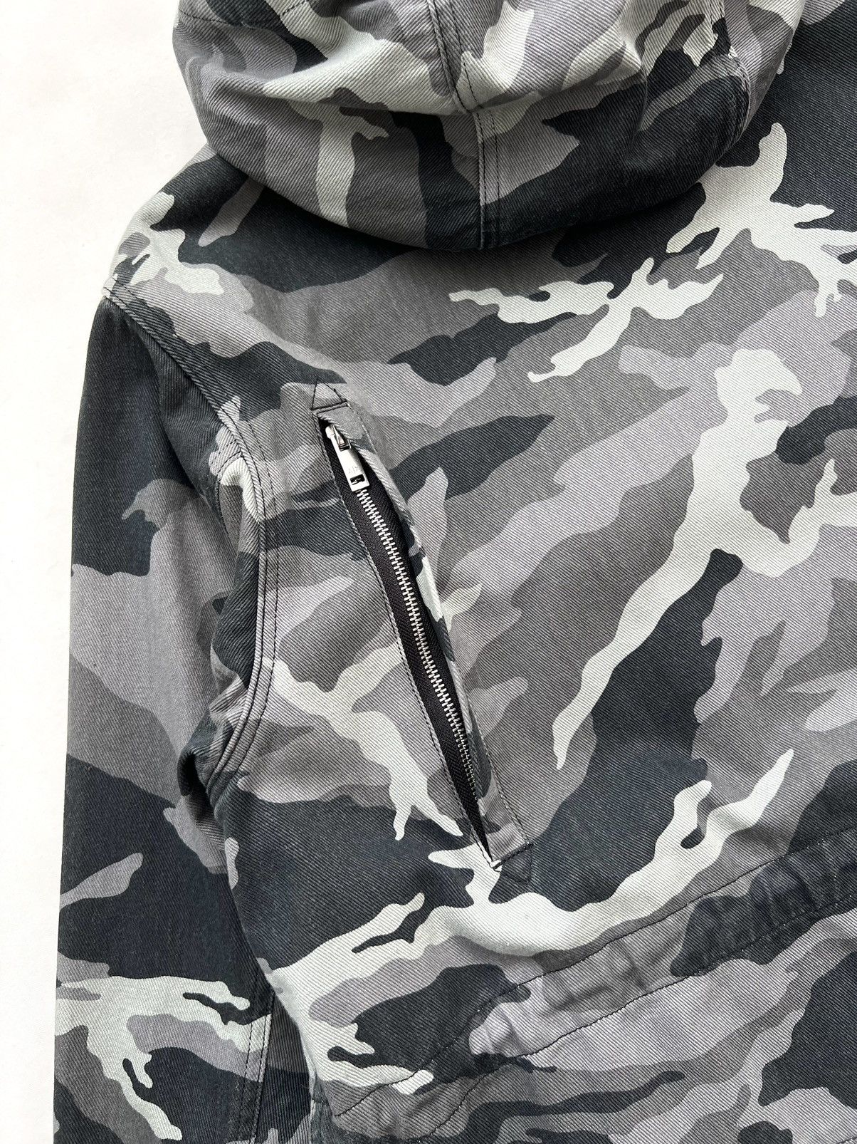Armani × Armani Exchange × Emporio Armani Armani Exchange F/W18 Arctic Camo Military Multipocket Parka Size US M / EU 48-50 / 2 - 17 Thumbnail