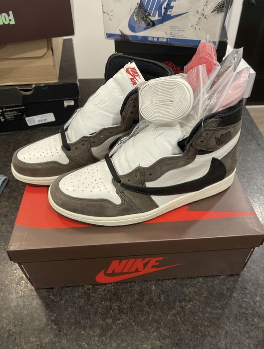 Travis scott hotsell jordan 1 grailed