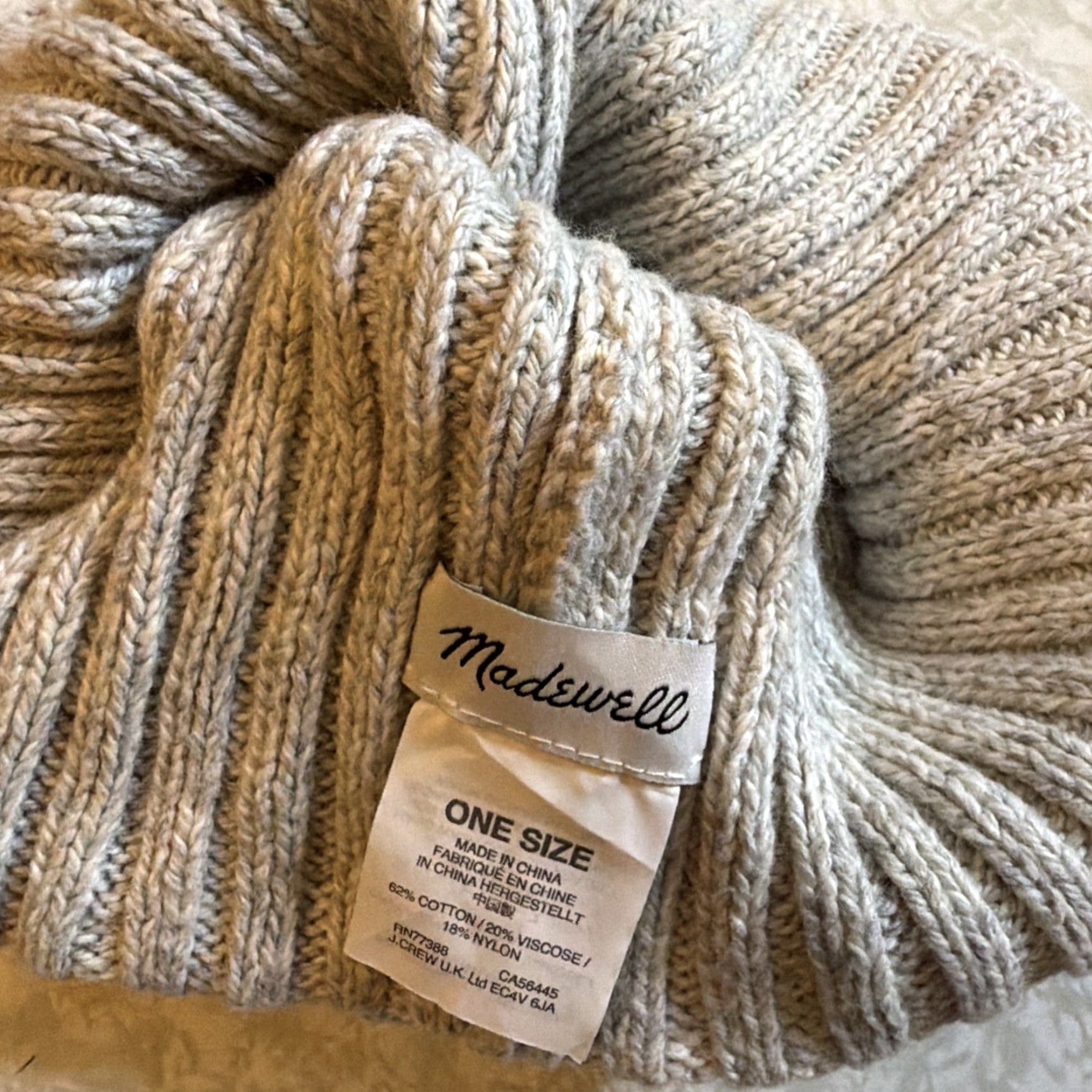 Madewell Madewell Beanie Hat XX Gray Knit Cuffed Winter Snow Bonnet 1 Size Womens Size ONE SIZE - 3 Thumbnail