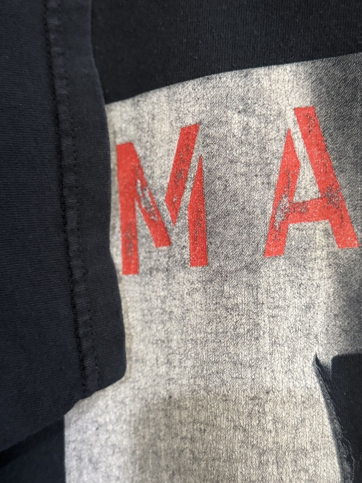 Band Tees × Vintage Vintage MANA Amar Es Combatir Pop Band Faded Tee Size US L / EU 52-54 / 3 - 6 Thumbnail