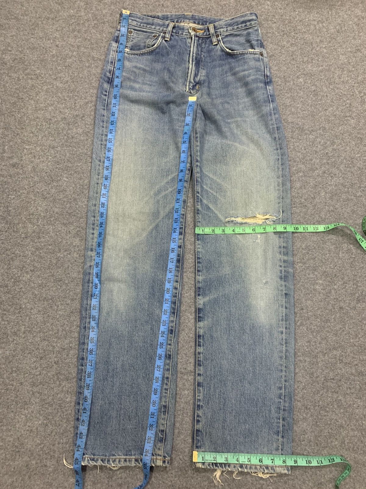 Edwin DISTRESSED EDWIN 505X SELVEDGE FADED BLUE. Size US 30 / EU 46 - 8 Thumbnail
