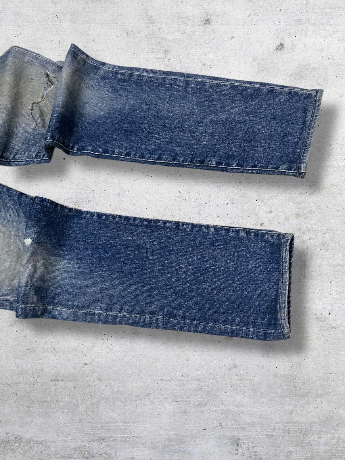 Japanese Brand VINTAGE ADRIANO GOLDSCMED RIPPED DIRTY GRUNGE SKINNY DENIM Size US 31 - 5 Thumbnail