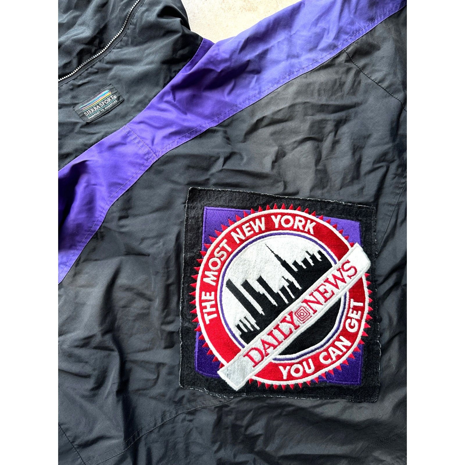 Columbia × Sierra NY Daily News MOST NEW YORK 90s Logo jacket L blk purple vtg Size US L / EU 52-54 / 3 - 1 Thumbnail