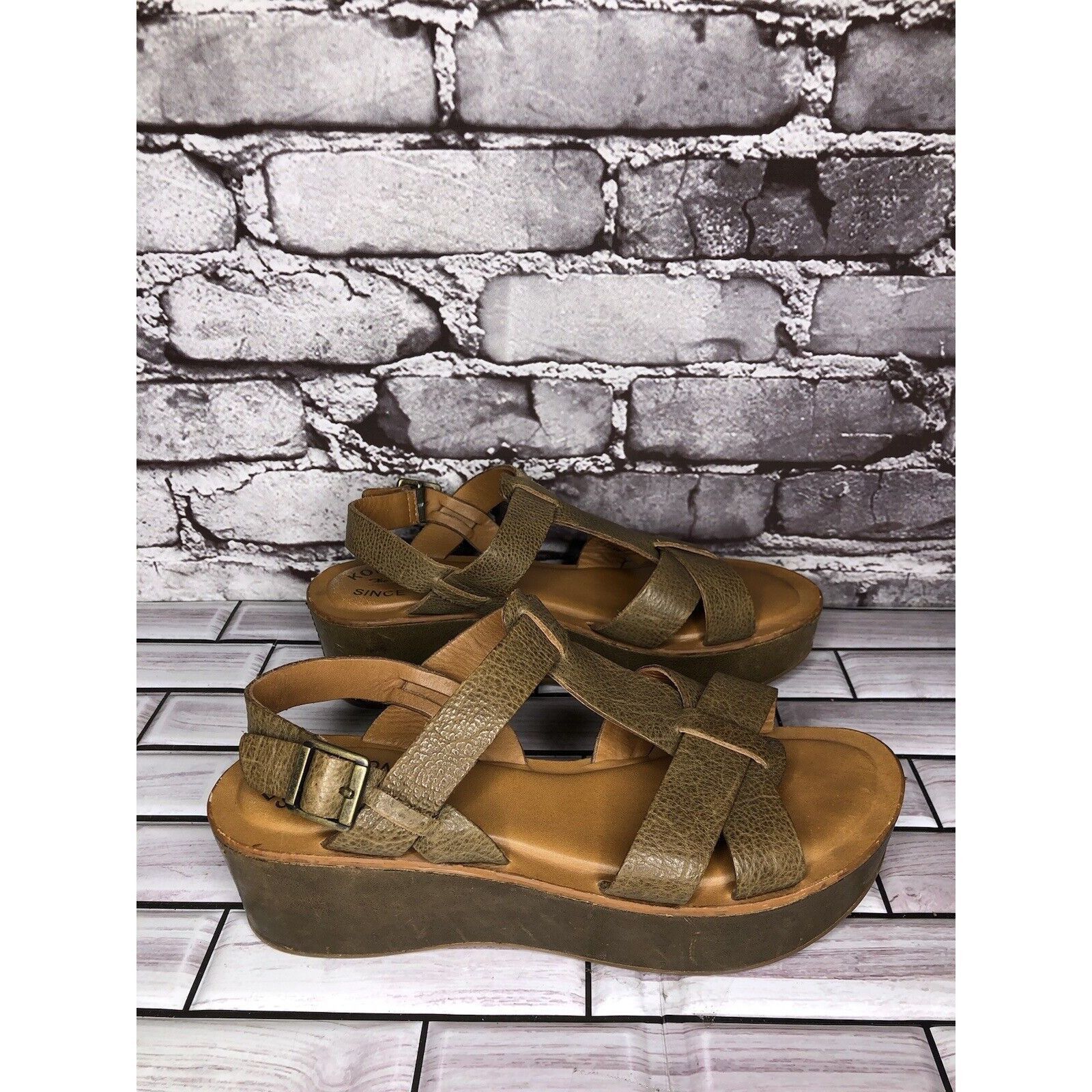 Other Kork-Ease Olive Green Leather Platform Wedge Ankle Strap San Size US 6 / IT 36 - 18 Thumbnail