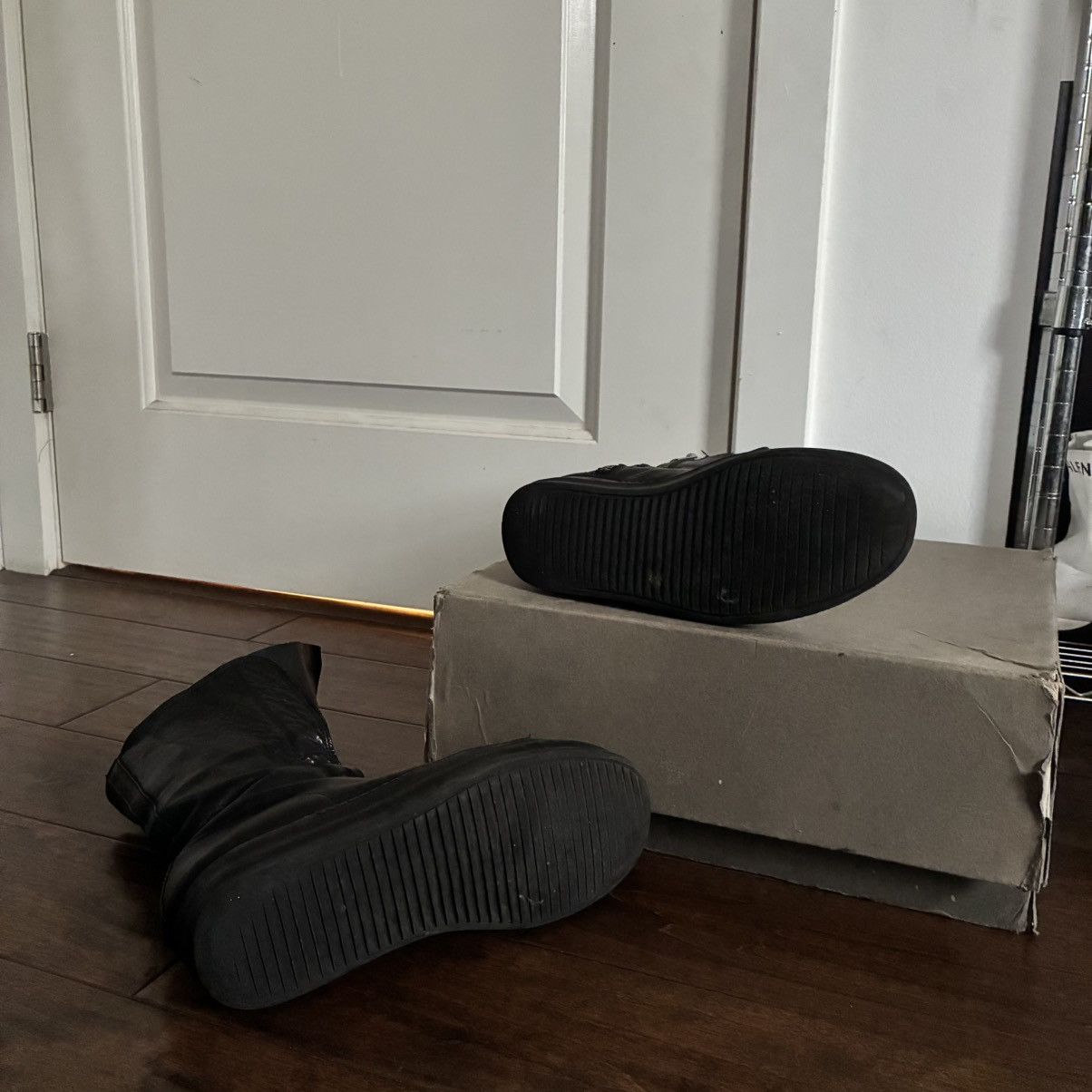 Rick Owens Rick Owens AW12 ‘mountain’ Black Laceless Ramones Size US 9 / EU 42 - 5 Thumbnail