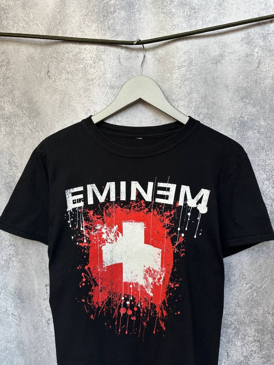 Eminem Vintage EMINEM Recovery Album T Shirt Cross Splattered Logo Size US L / EU 52-54 / 3 - 5 Thumbnail