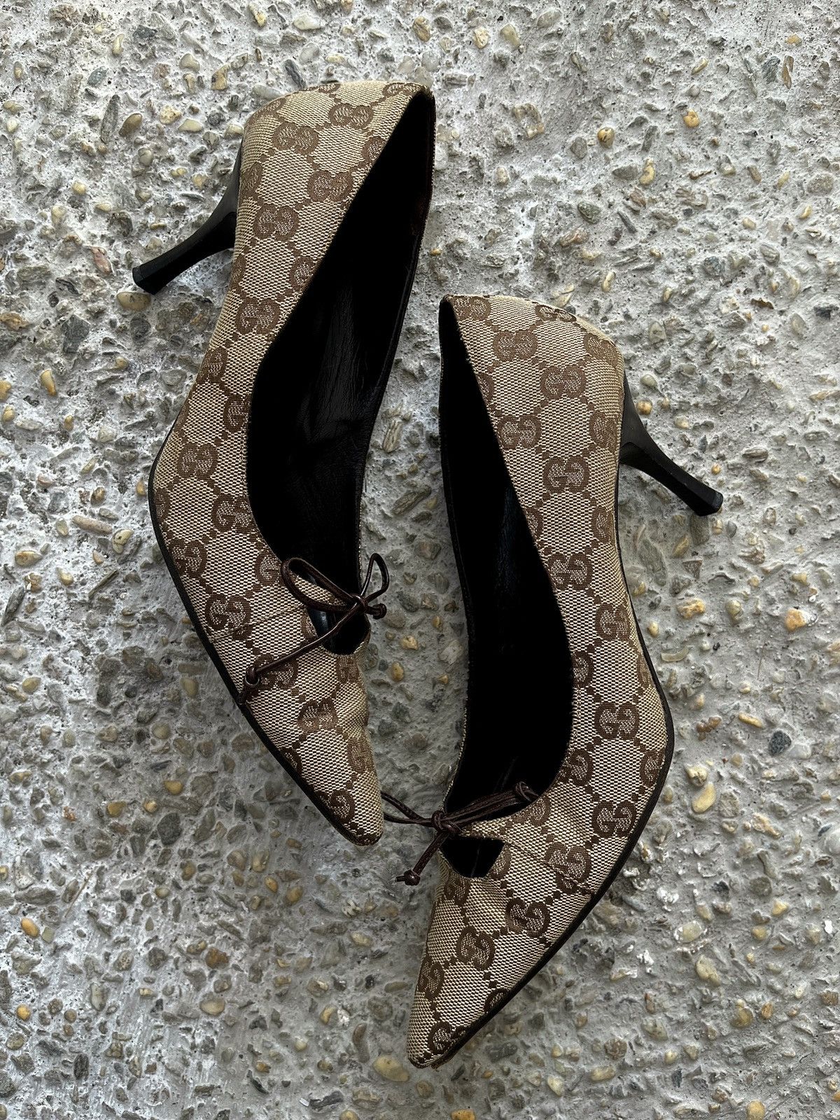Gucci Bow Canvas Pumps Monogram Size US 6.5 / IT 36.5 - 2 Thumbnail
