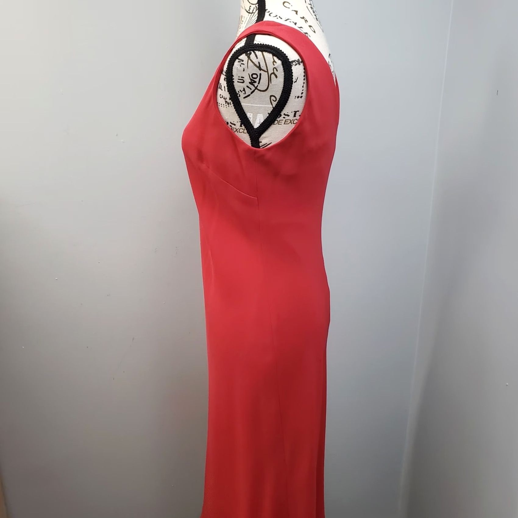 Ralph Lauren Lauren Ralph Lauren Womens 4 Red Summer Sleeveless Sheath Dress V-Neck Deep Neck, Wide Straps, Knee Length, Formal Sh Size S / US 4 / IT 40 - 6 Thumbnail