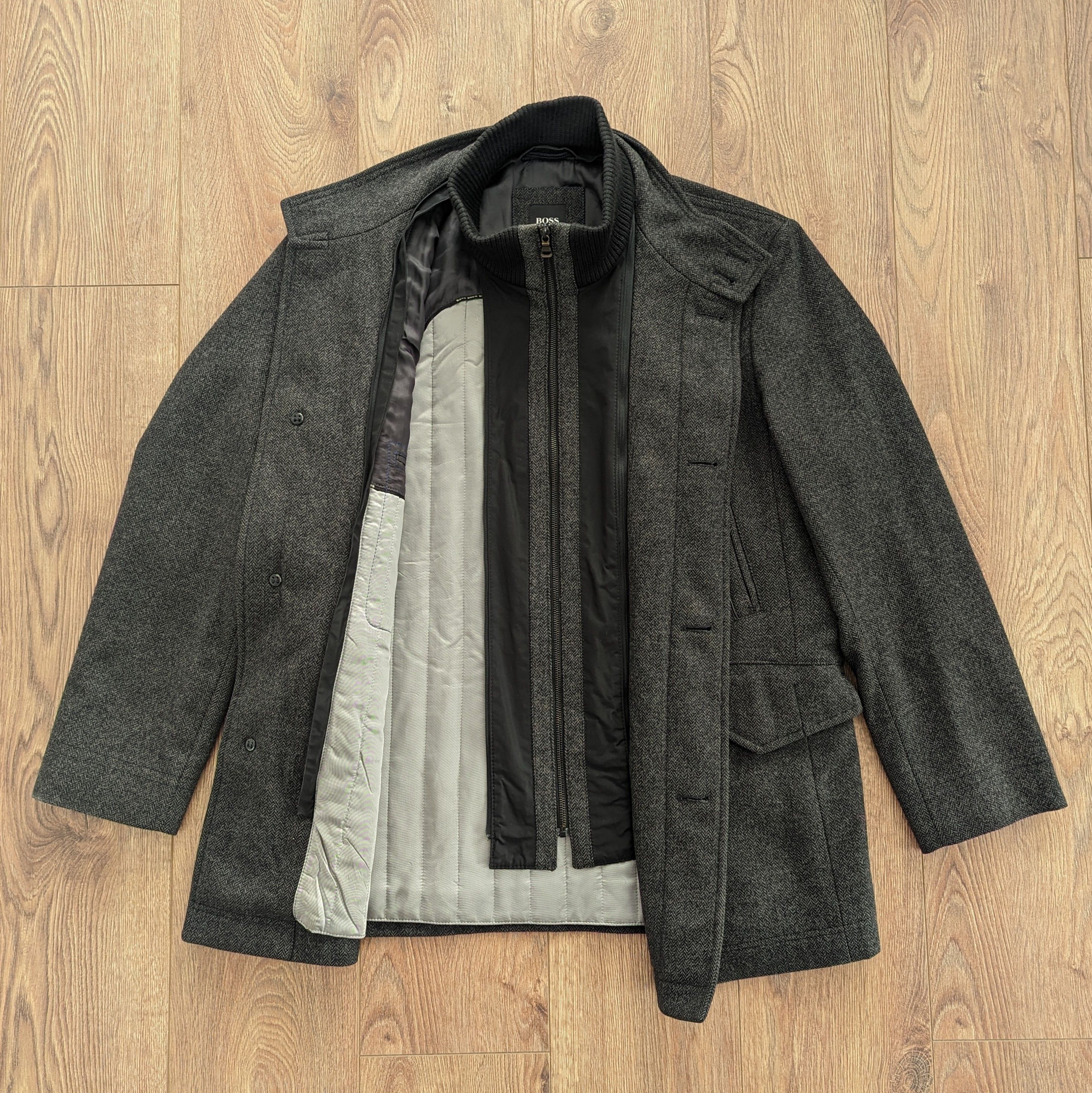 Hugo Boss HUGO BOSS Wool Men's Coat Size L (52) Luxury Brand Dark Gray Size US L / EU 52-54 / 3 - 11 Thumbnail