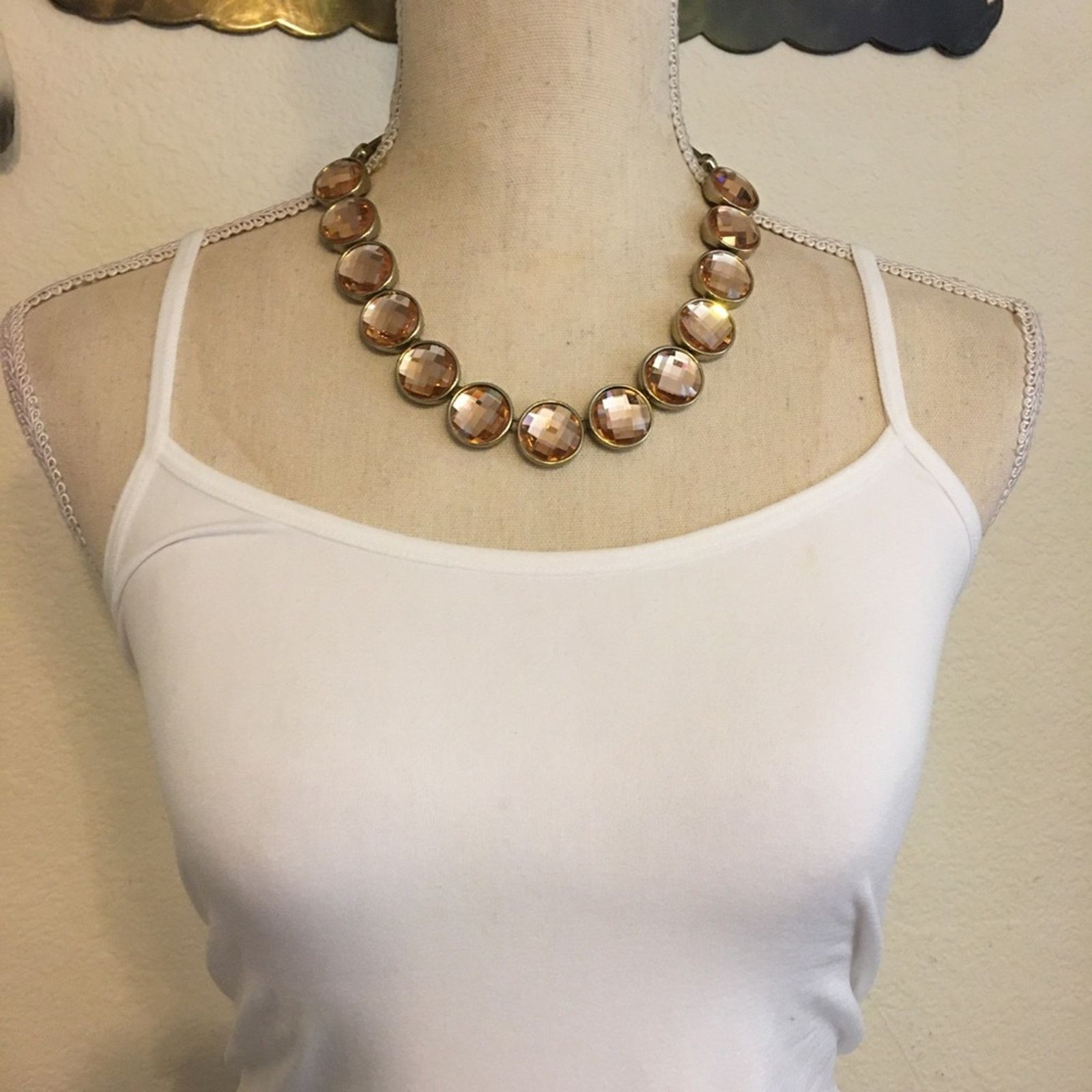 Jewelry St Thomas round blush dome faceted stone necklace Size ONE SIZE - 3 Thumbnail