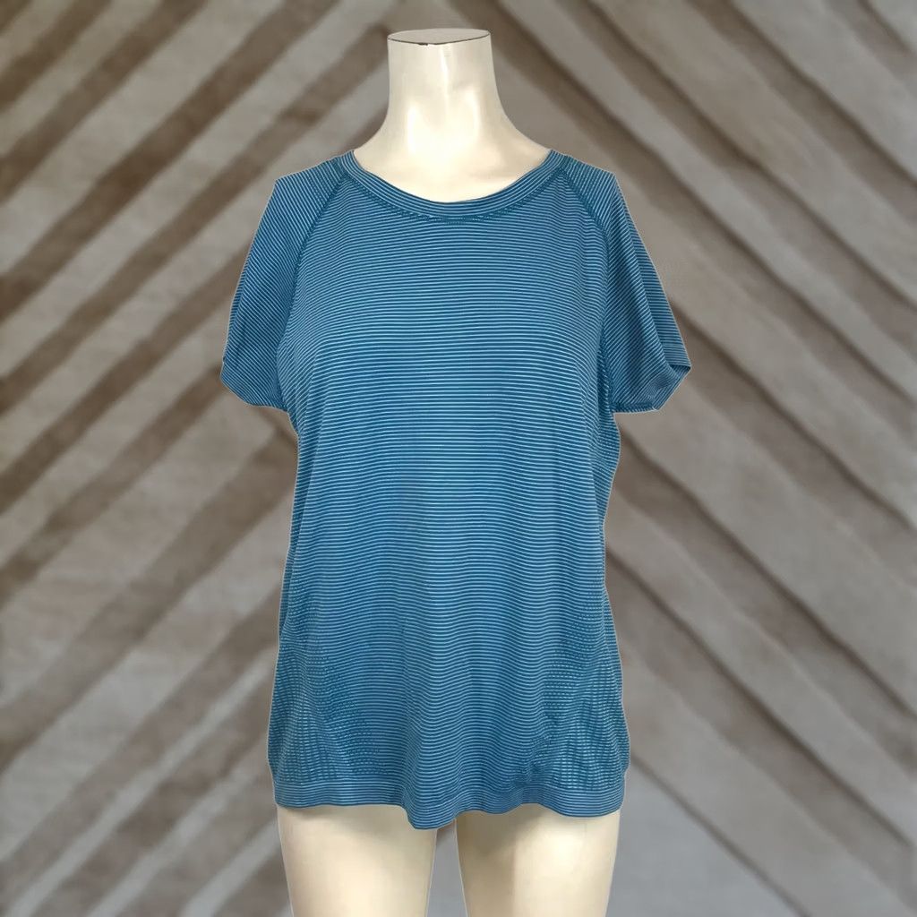 Athleta ATHLETA Womens M/L Blue Round Neck Short Sleeve Top Size M / US 6-8 / IT 42-44 - 1 Thumbnail