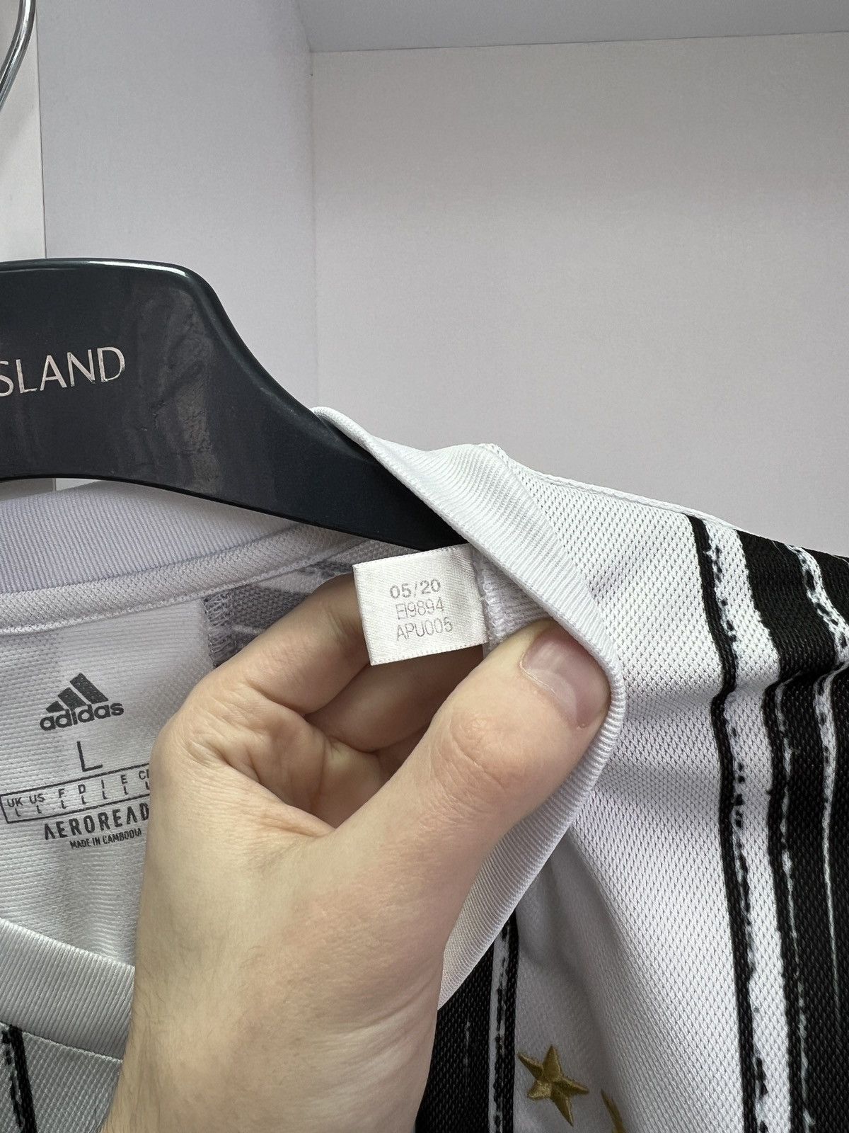 Adidas × Vintage JUVENTUS 2020 2021 HOME SHIRT FOOTBALL SOCCER JERSEY Size US L / EU 52-54 / 3 - 10 Thumbnail
