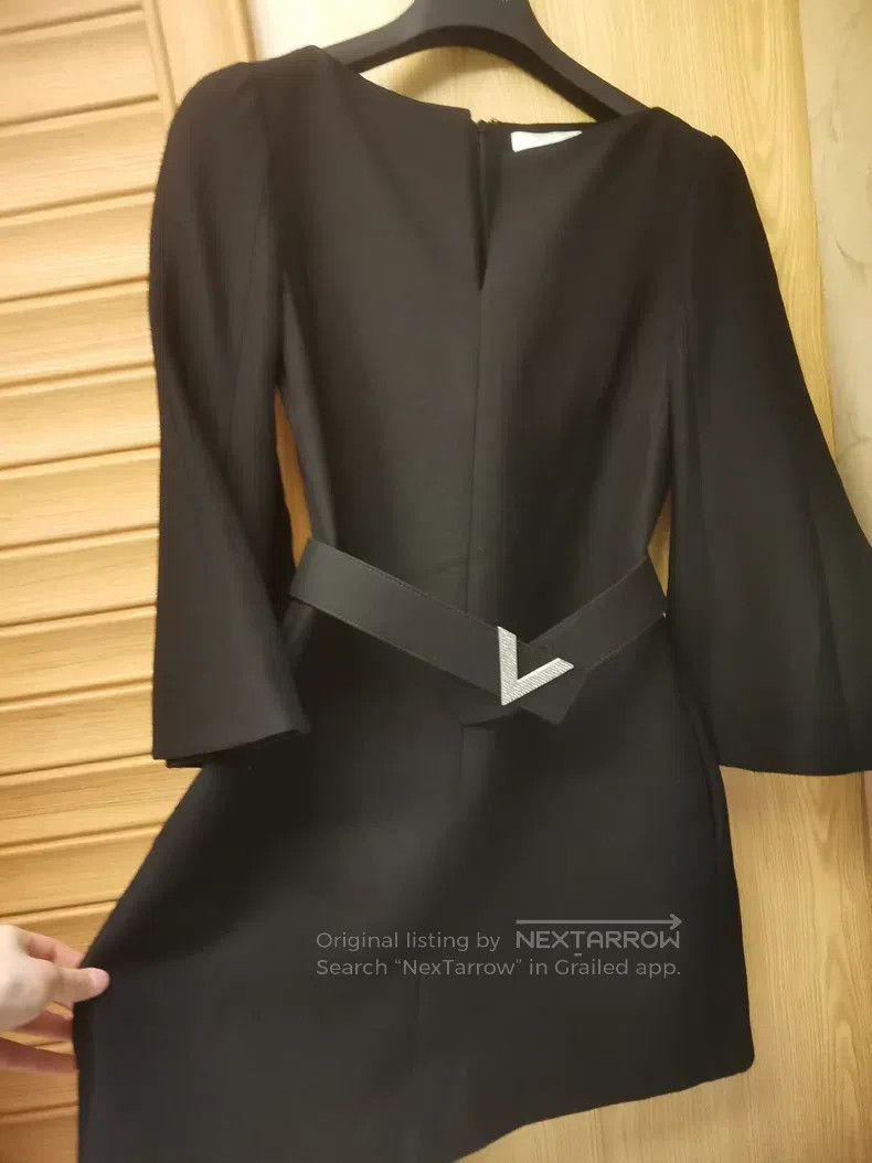 Valentino Valentino Black dress Size S / US 4 / IT 40 - 1 Thumbnail
