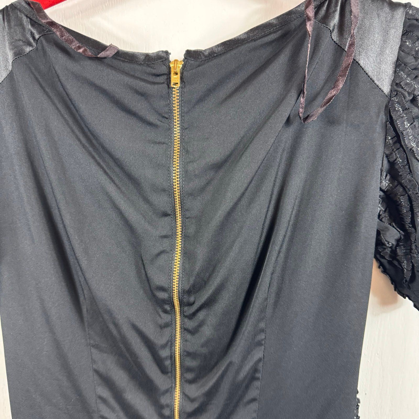Reiss Reiss Women's Textured Short Sleeve Sheath Dress Black Size Size XS / US 0-2 / IT 36-38 - 6 Thumbnail
